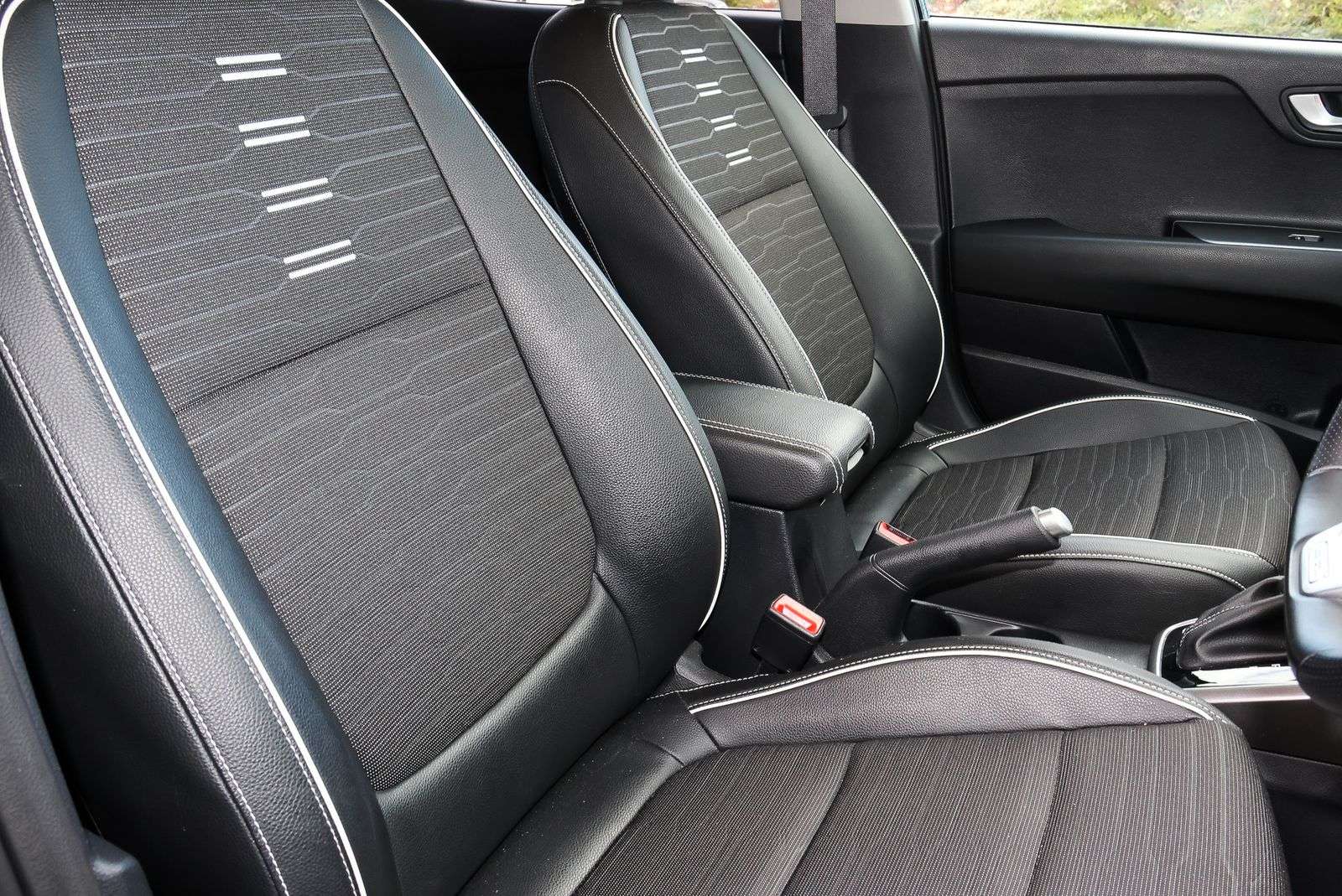 2023 KIA STONIC 2023 KIA STONIC