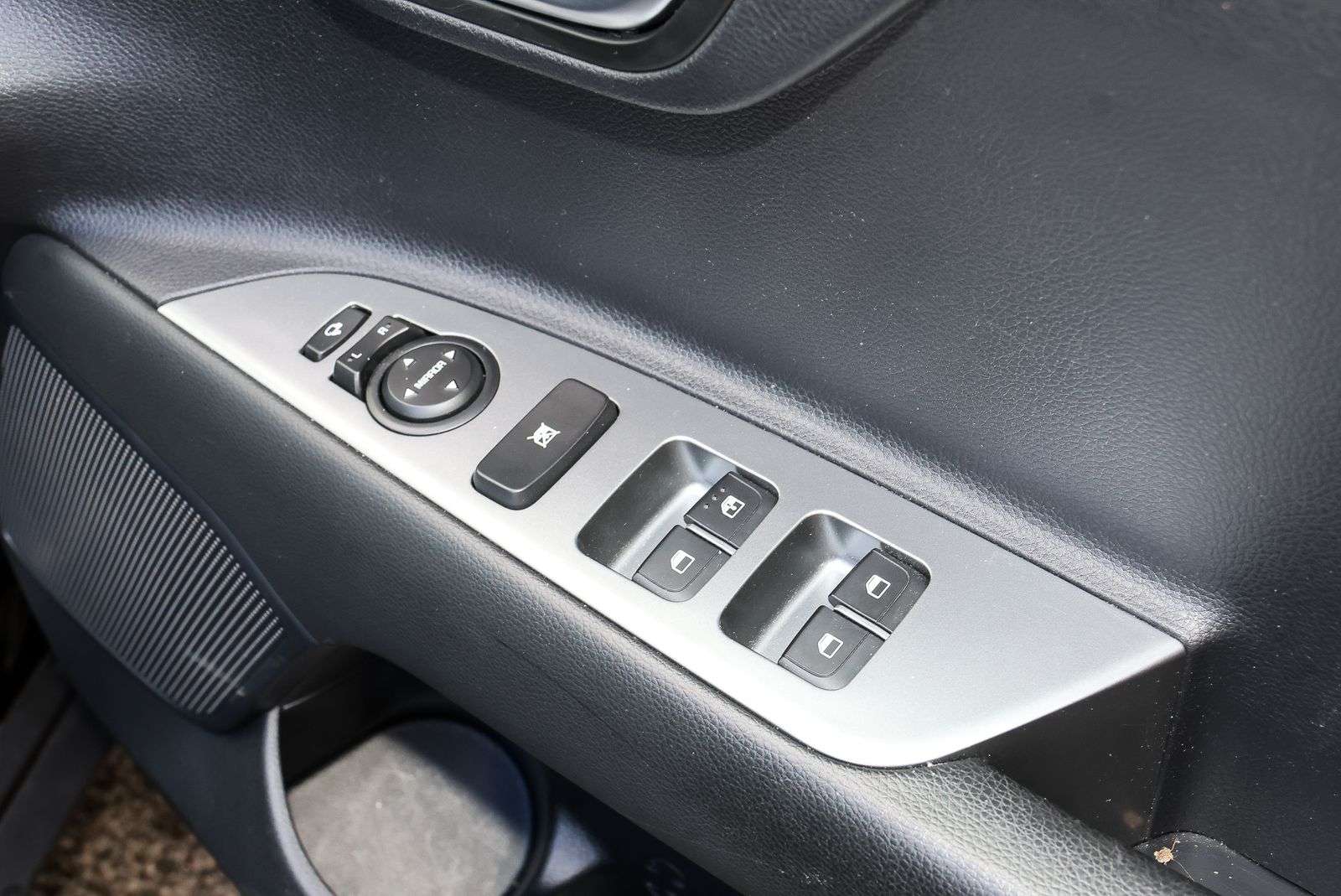 2023 KIA STONIC 2023 KIA STONIC