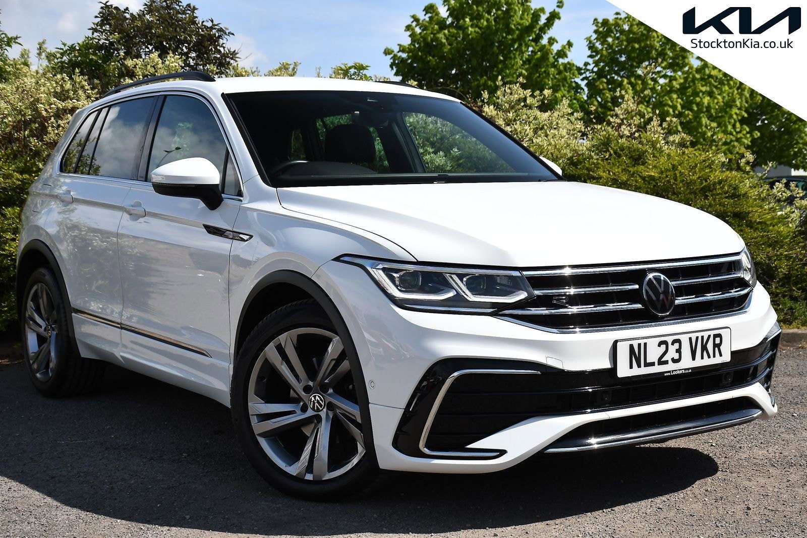 A 2023 VOLKSWAGEN TIGUAN 1.5 TSI R-Line Edition SUV 5dr Petrol DSG Euro 6 (s/s) (150 ps) A 2023 VOLKSWAGEN TIGUAN 1.5 TSI R-Line Edition SUV 5dr Petrol DSG Euro 6 (s/s) (150 ps)