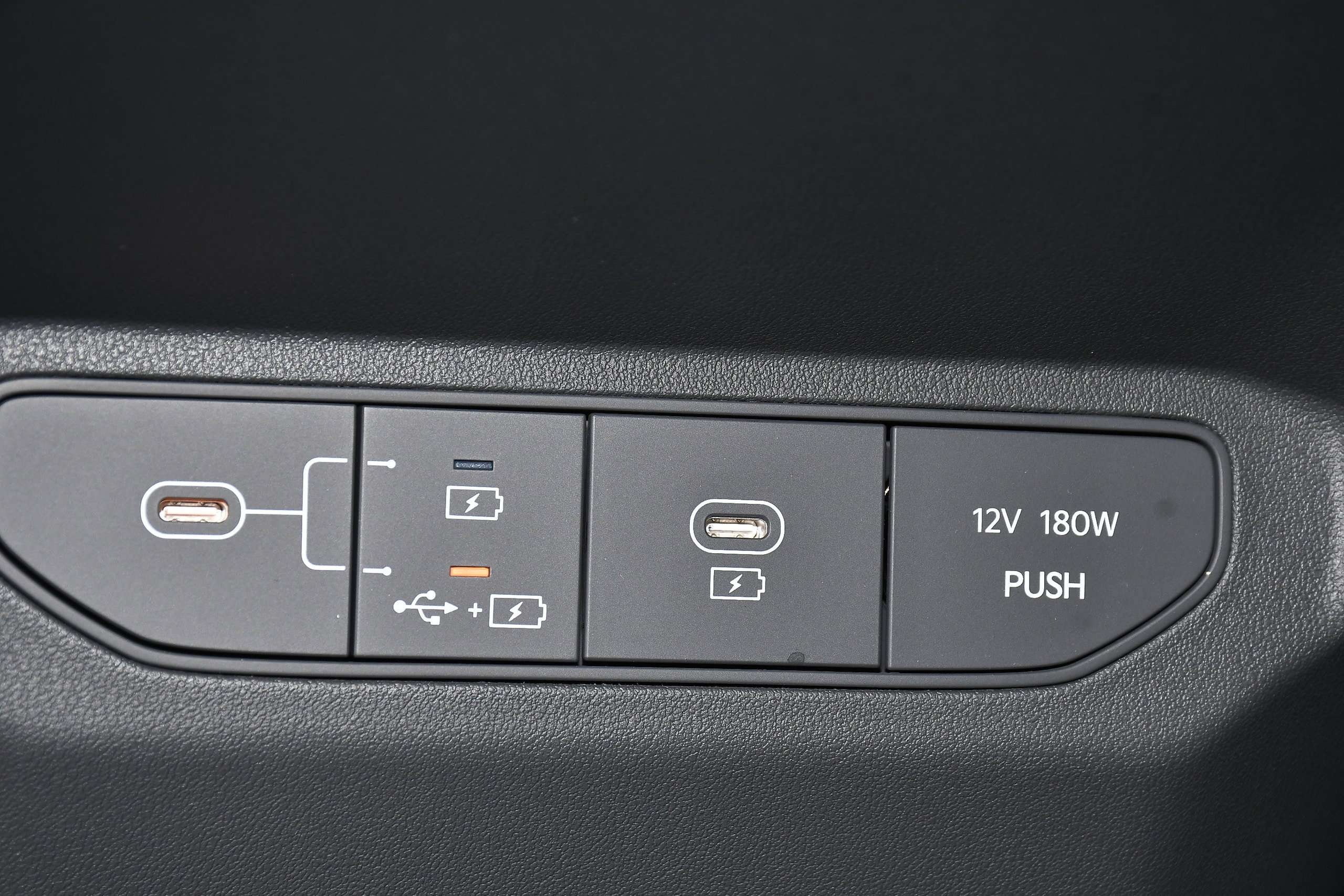 2026 KIA EV3 2026 KIA EV3