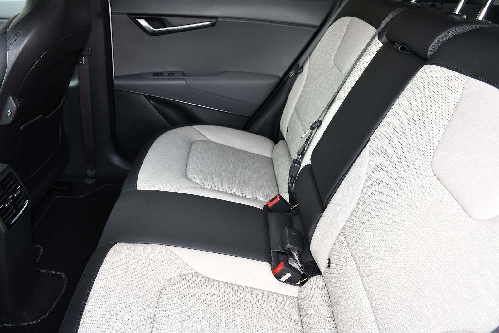 2025 KIA NIRO 2025 KIA NIRO