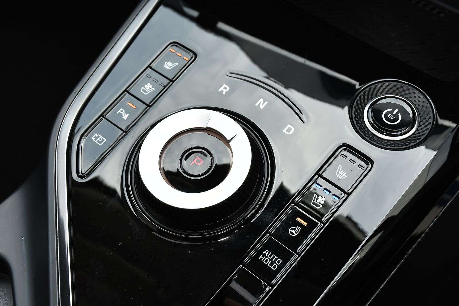 2025 KIA NIRO 2025 KIA NIRO