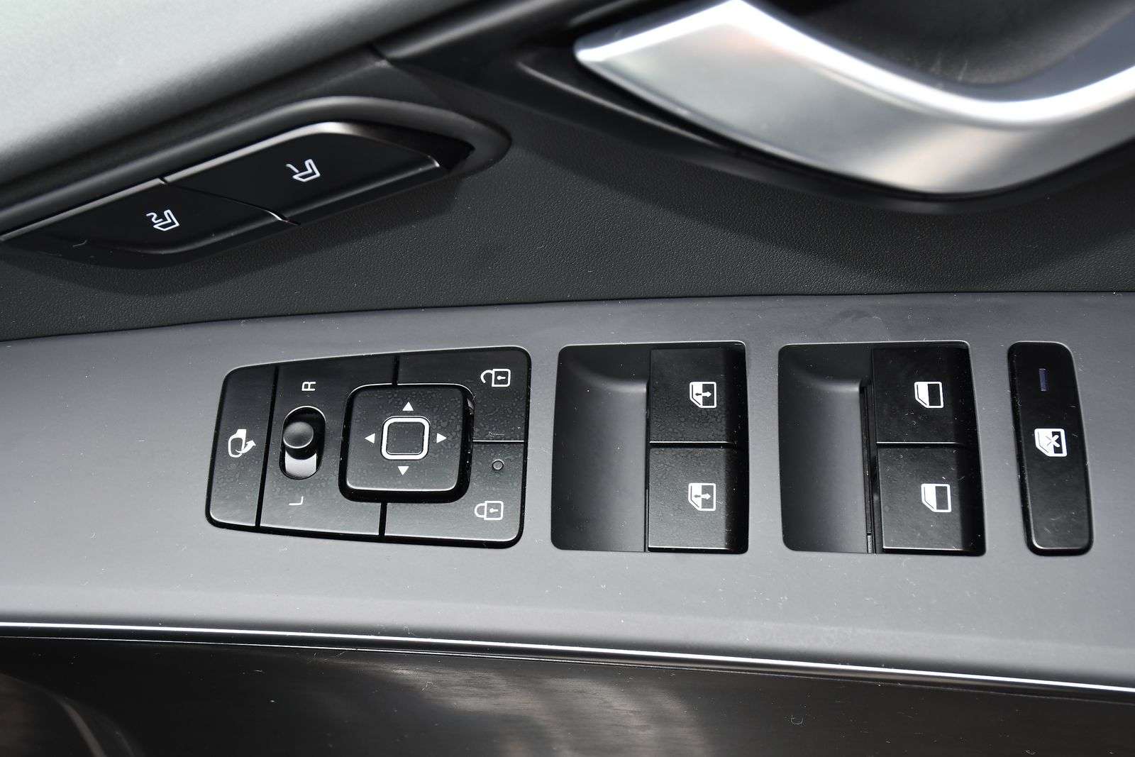 2025 KIA NIRO 2025 KIA NIRO