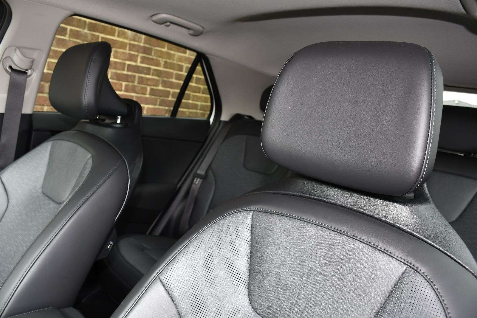 2025 KIA NIRO 2025 KIA NIRO