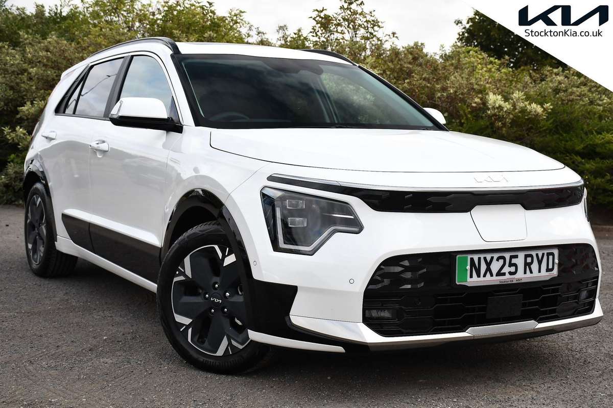 Check out this Kia Niro 2025 Electric Automatic