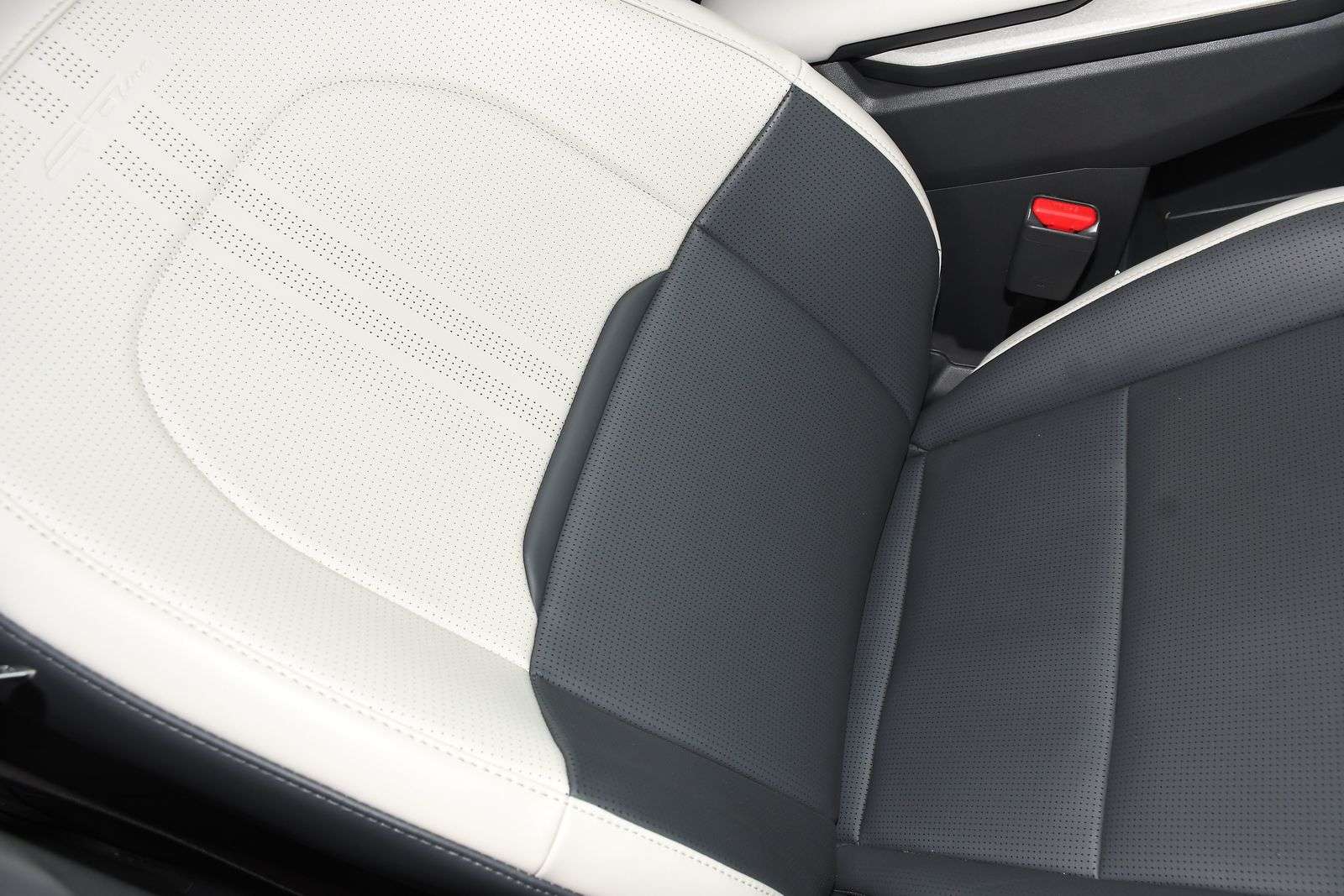 2025 KIA EV3 2025 KIA EV3