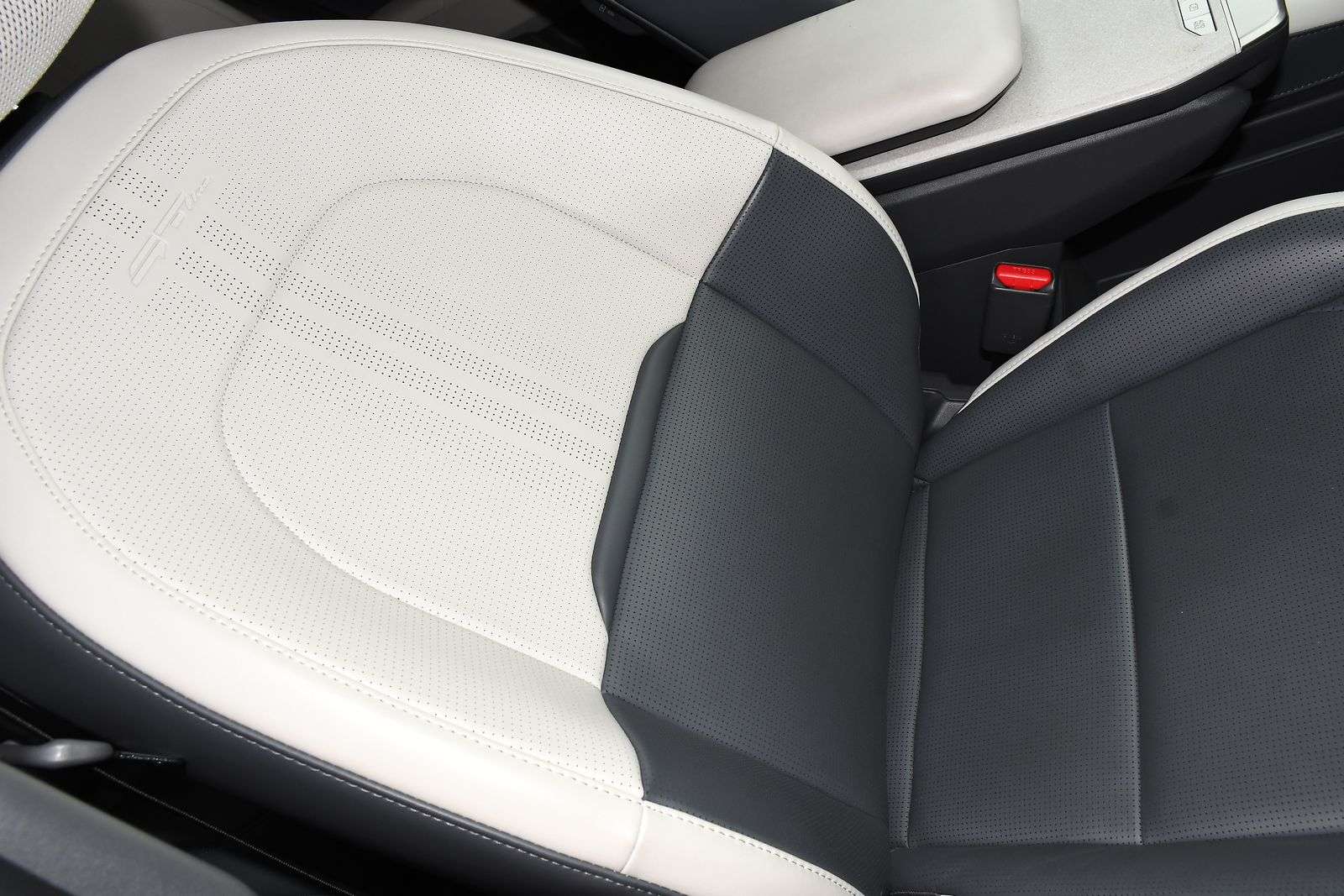 2025 KIA EV3 2025 KIA EV3