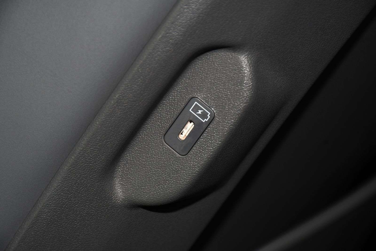 2025 KIA EV3 2025 KIA EV3