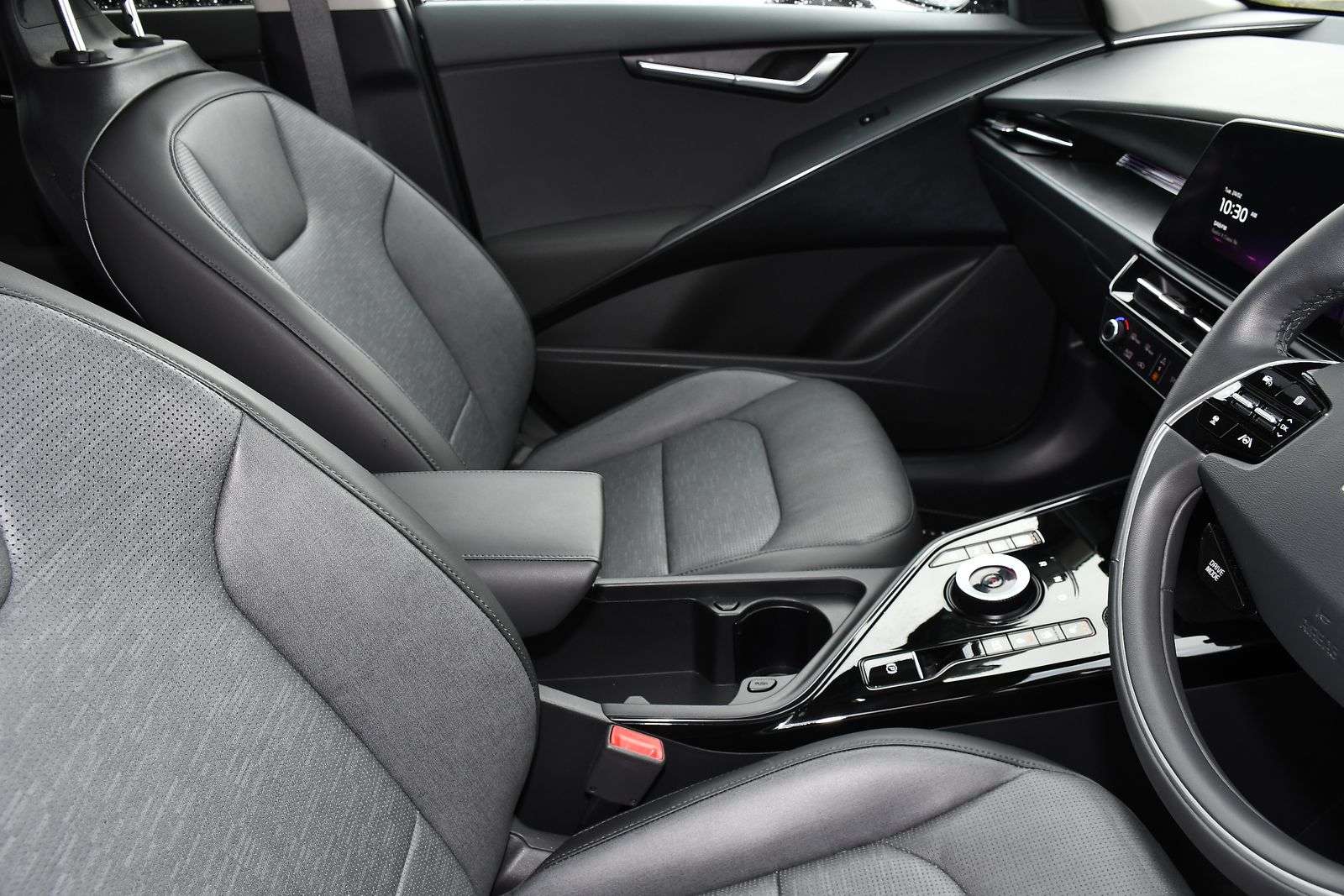 2025 KIA NIRO 2025 KIA NIRO