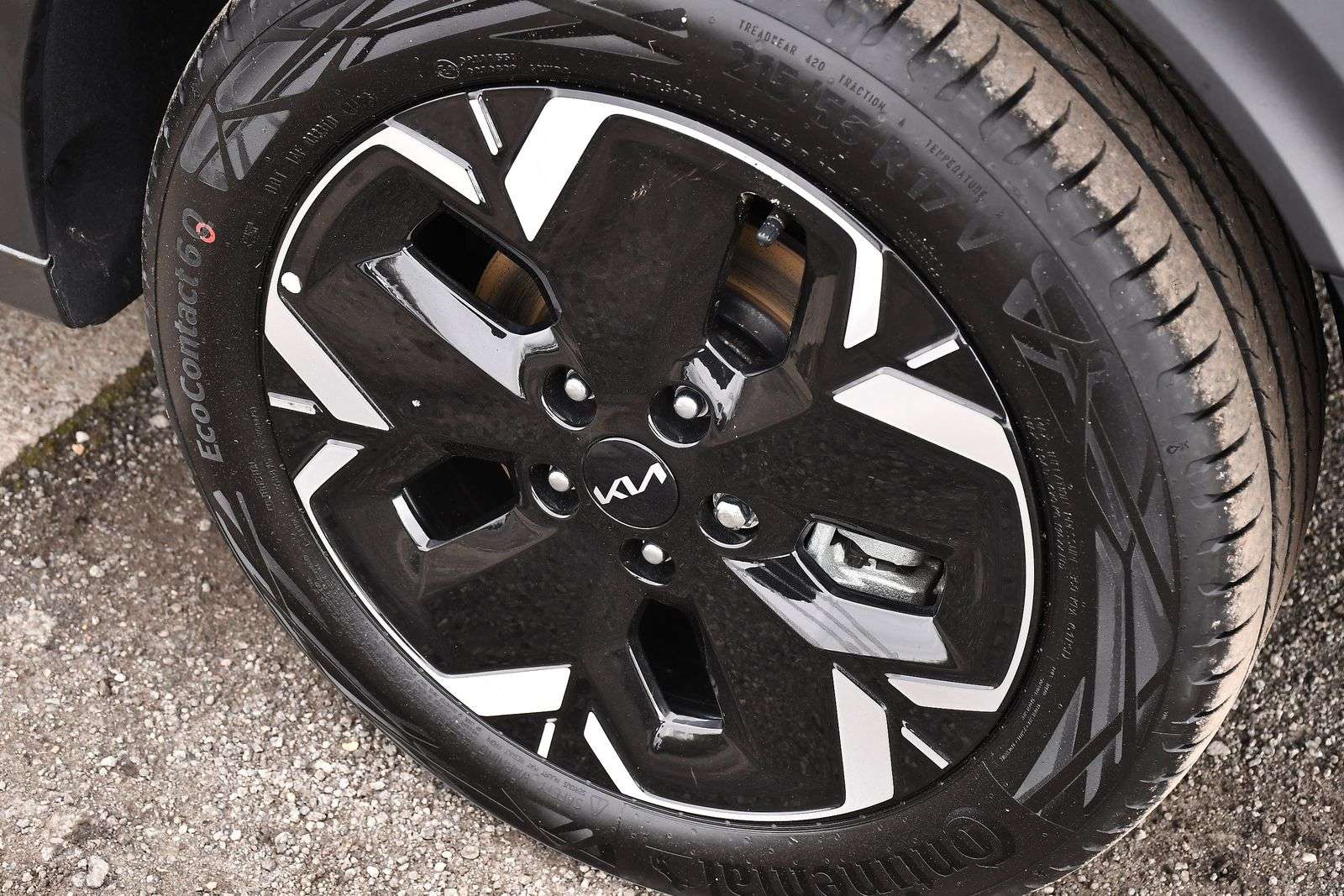 2025 KIA NIRO 2025 KIA NIRO