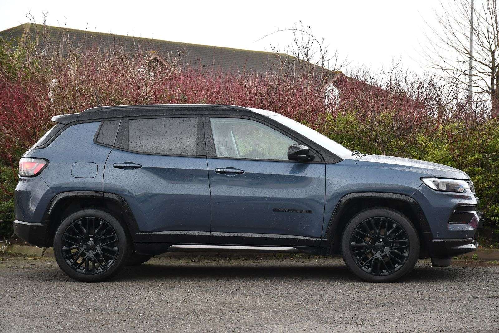 A 2023 JEEP COMPASS 1.5 T4 e-Hybrid MHEV S SUV 5dr Petrol Hybrid DCT FWD Euro 6 (s/s) (130 ps) A 2023 JEEP COMPASS 1.5 T4 e-Hybrid MHEV S SUV 5dr Petrol Hybrid DCT FWD Euro 6 (s/s) (130 ps)