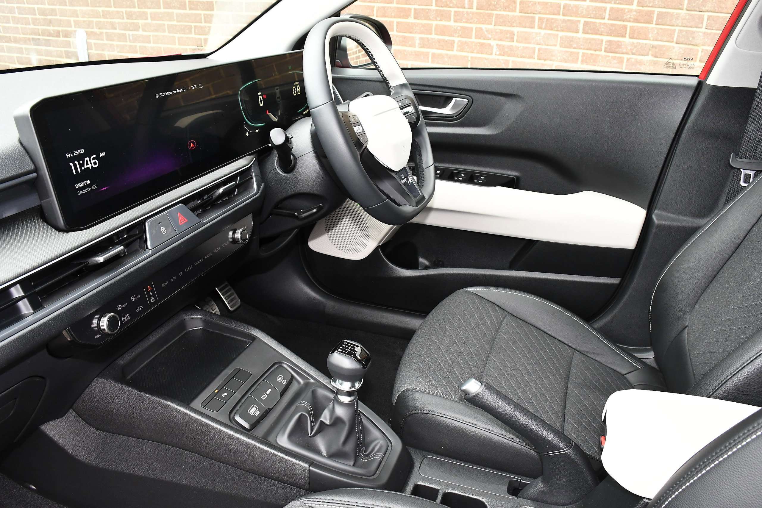 A 2026 KIA STONIC 1.0 T-GDi MHEV GT-Line SUV 5dr Petrol Hybrid Manual Euro 6 (s/s) (113 bhp) A 2026 KIA STONIC 1.0 T-GDi MHEV GT-Line SUV 5dr Petrol Hybrid Manual Euro 6 (s/s) (113 bhp)
