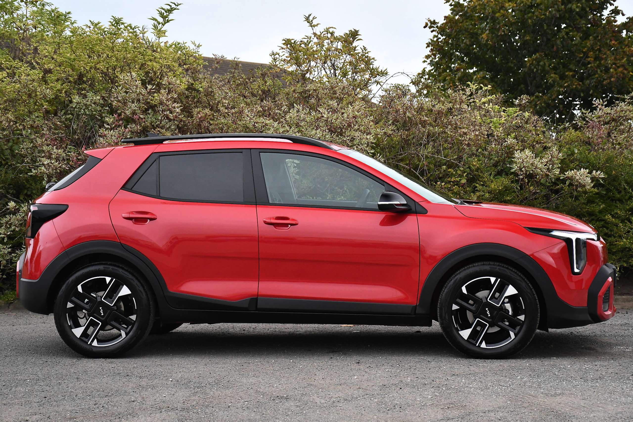 A 2026 KIA STONIC 1.0 T-GDi MHEV GT-Line SUV 5dr Petrol Hybrid Manual Euro 6 (s/s) (113 bhp) A 2026 KIA STONIC 1.0 T-GDi MHEV GT-Line SUV 5dr Petrol Hybrid Manual Euro 6 (s/s) (113 bhp)