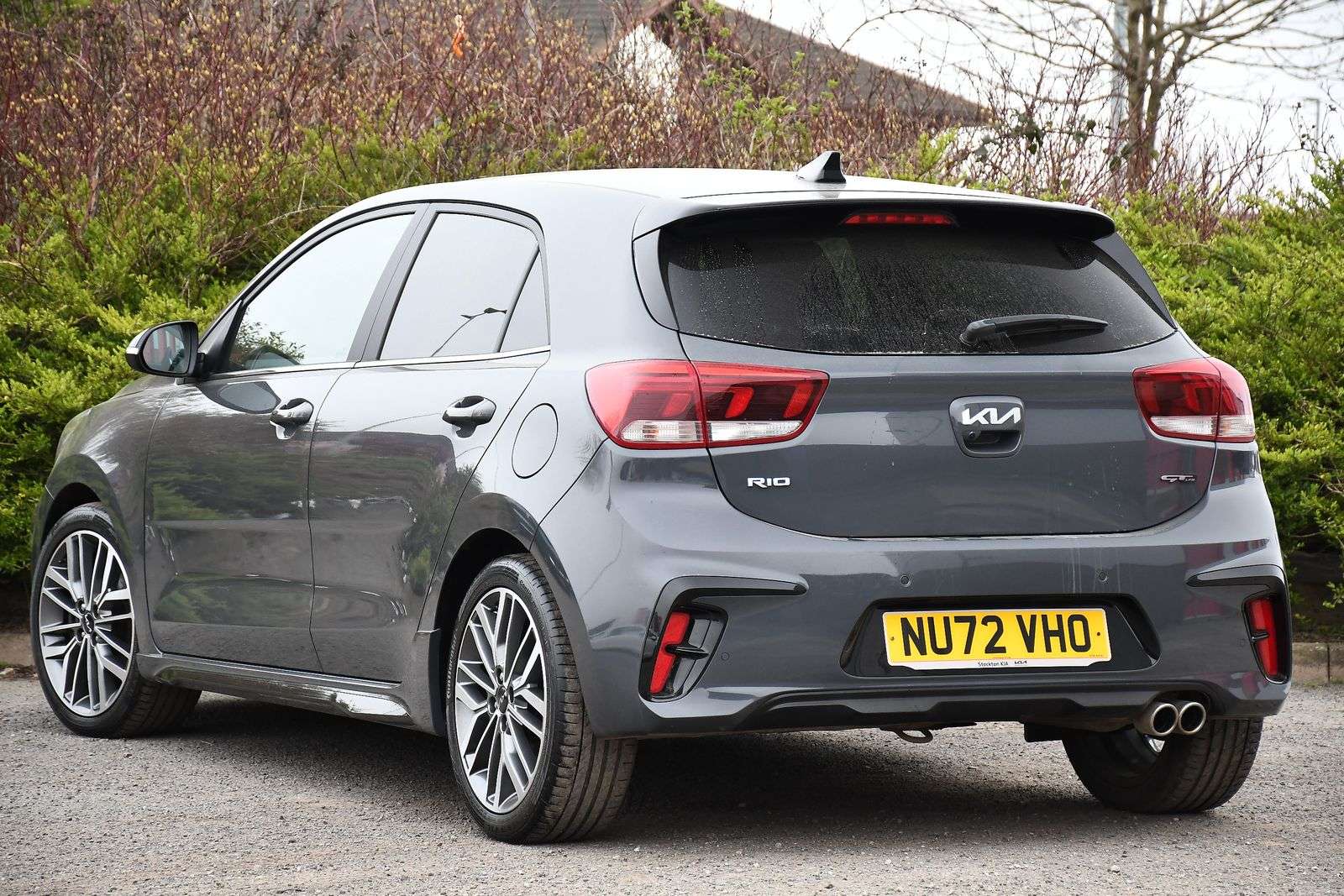 A 2022 KIA RIO 1.0 T-GDi MHEV GT-Line S Hatchback 5dr Petrol Hybrid Manual Euro 6 (s/s) (118 bhp) A 2022 KIA RIO 1.0 T-GDi MHEV GT-Line S Hatchback 5dr Petrol Hybrid Manual Euro 6 (s/s) (118 bhp)