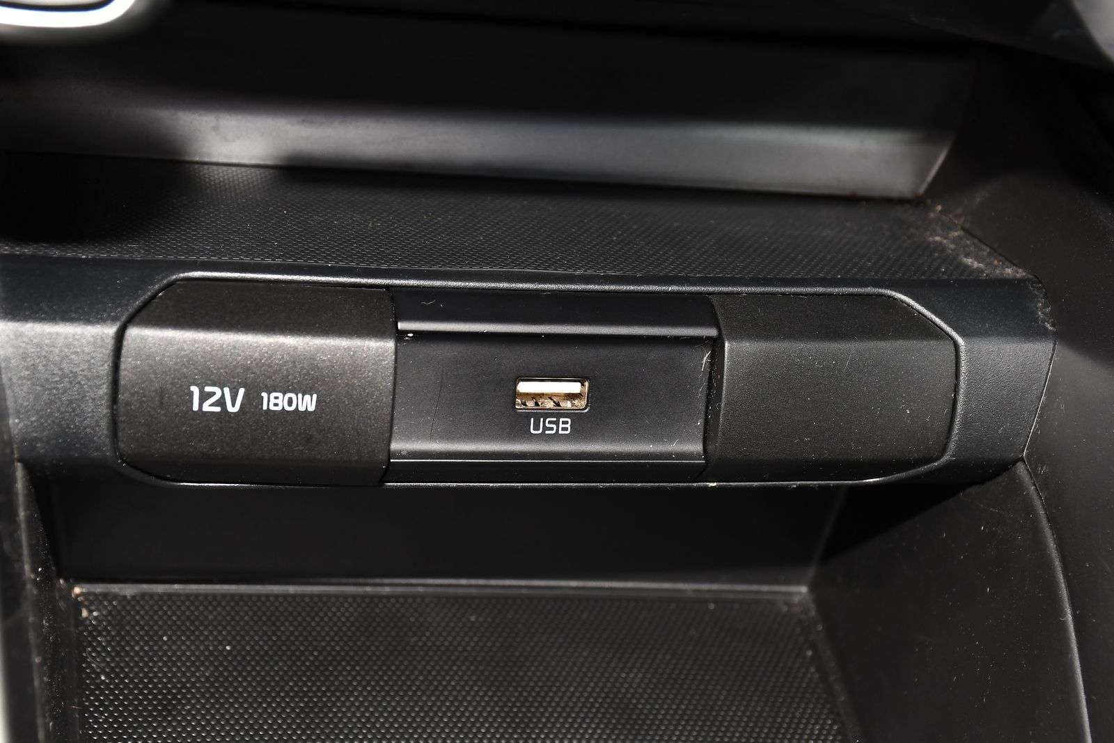 2022 KIA STONIC 2022 KIA STONIC