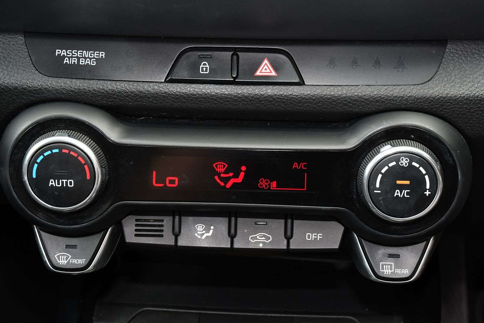 2019 KIA STONIC 2019 KIA STONIC
