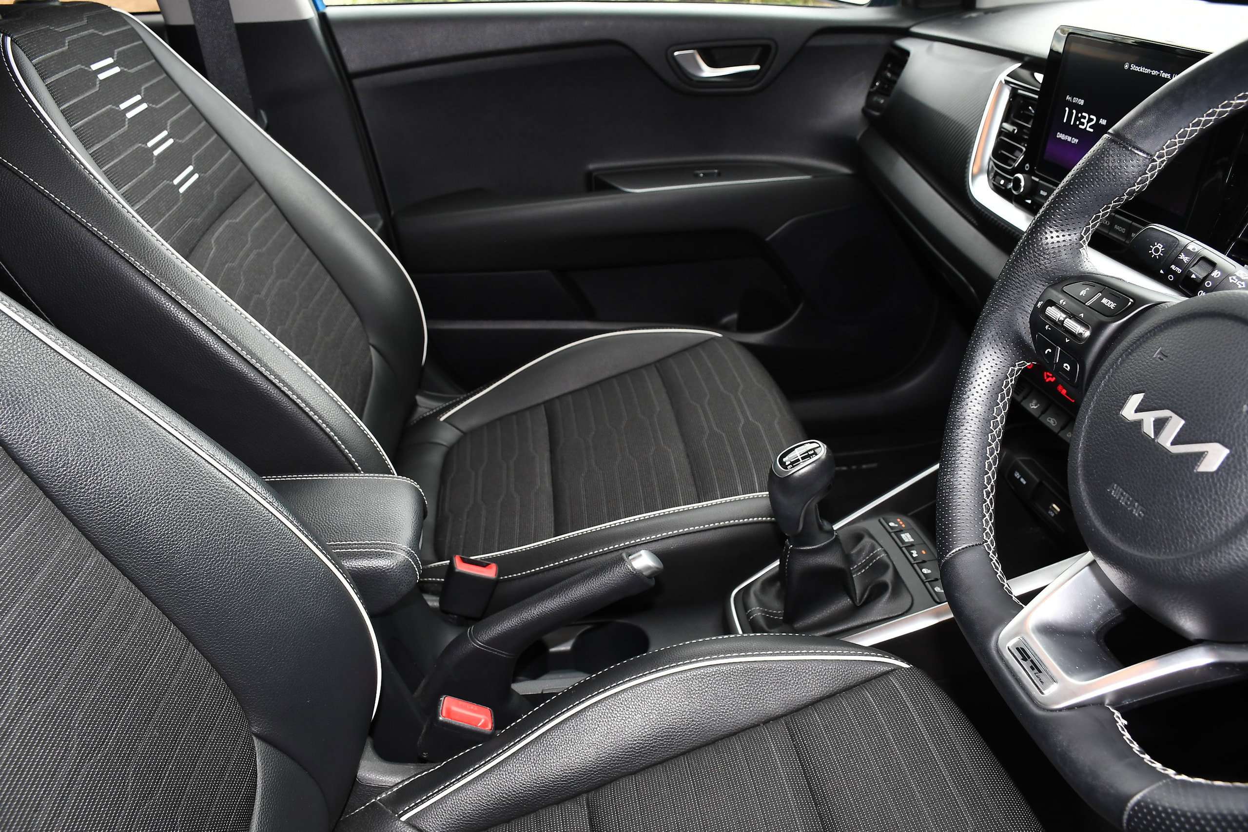 2024 KIA STONIC 2024 KIA STONIC
