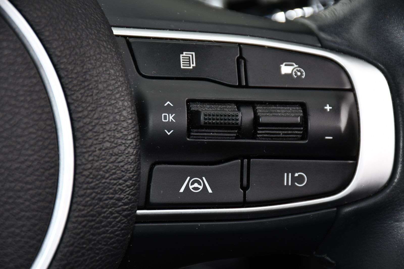 2023 KIA SPORTAGE 2023 KIA SPORTAGE