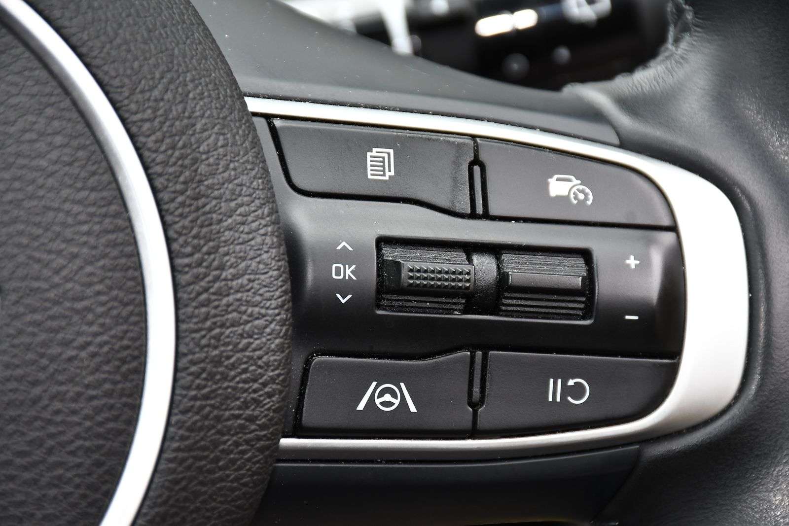 2023 KIA SPORTAGE 2023 KIA SPORTAGE