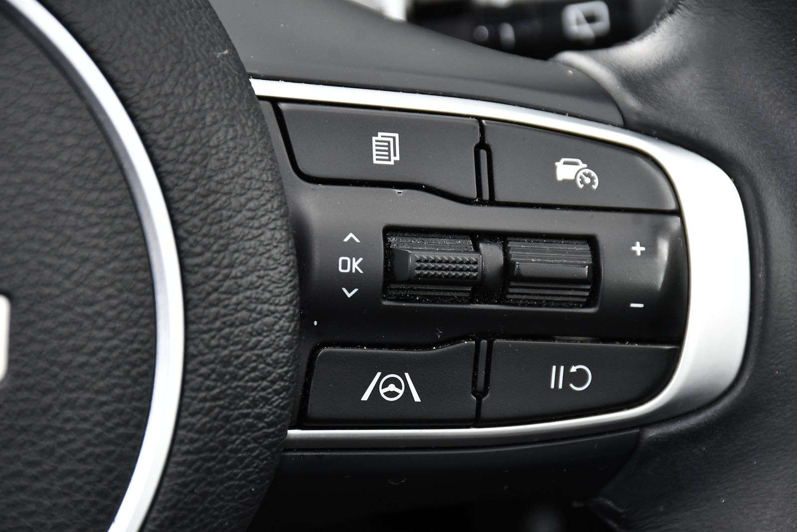 2023 KIA SPORTAGE 2023 KIA SPORTAGE