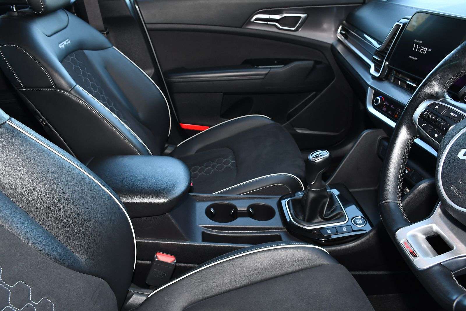 2023 KIA SPORTAGE 2023 KIA SPORTAGE