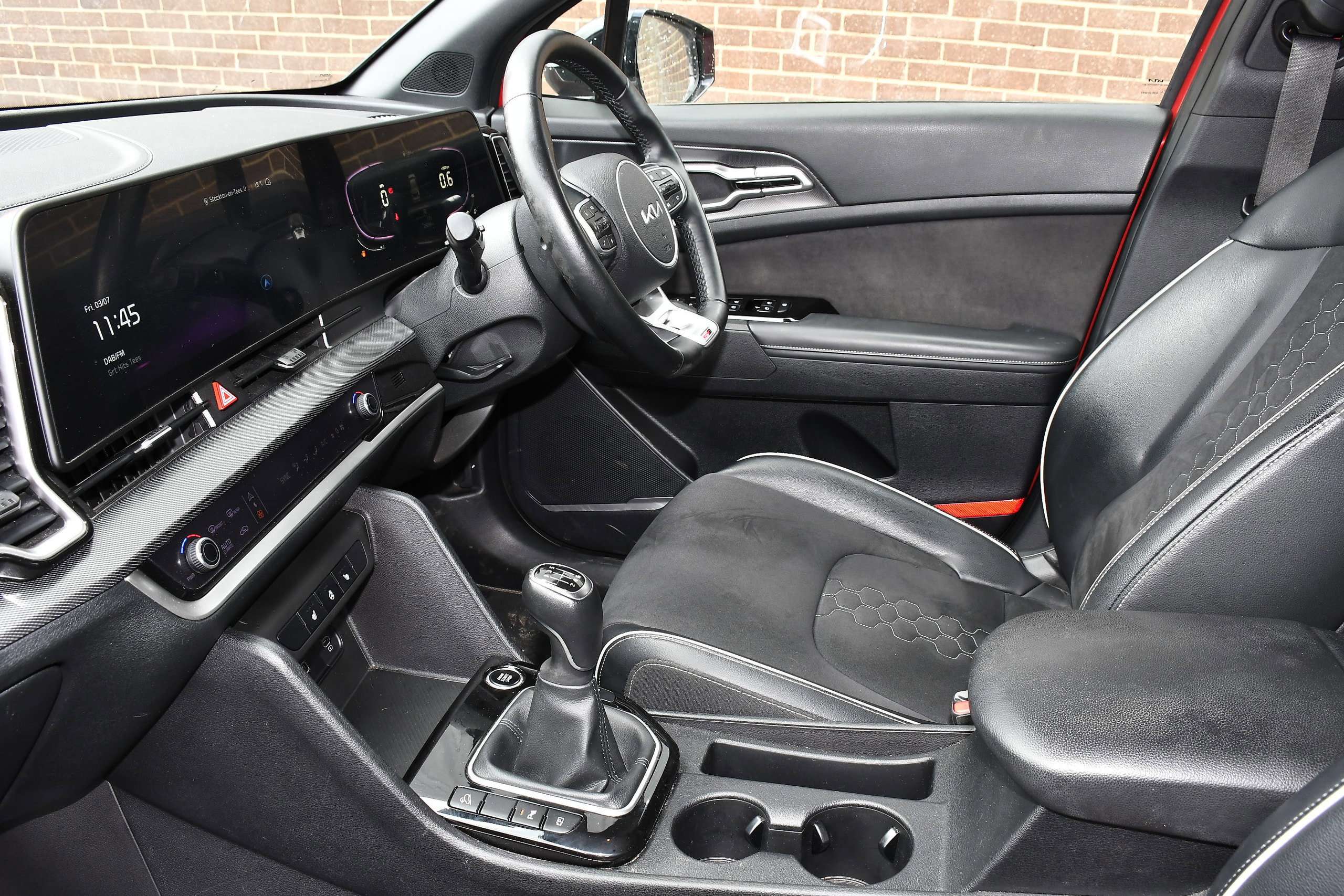 A 2023 KIA SPORTAGE 1.6 T-GDi GT-Line SUV 5dr Petrol Manual Euro 6 (s/s) (148 bhp) A 2023 KIA SPORTAGE 1.6 T-GDi GT-Line SUV 5dr Petrol Manual Euro 6 (s/s) (148 bhp)