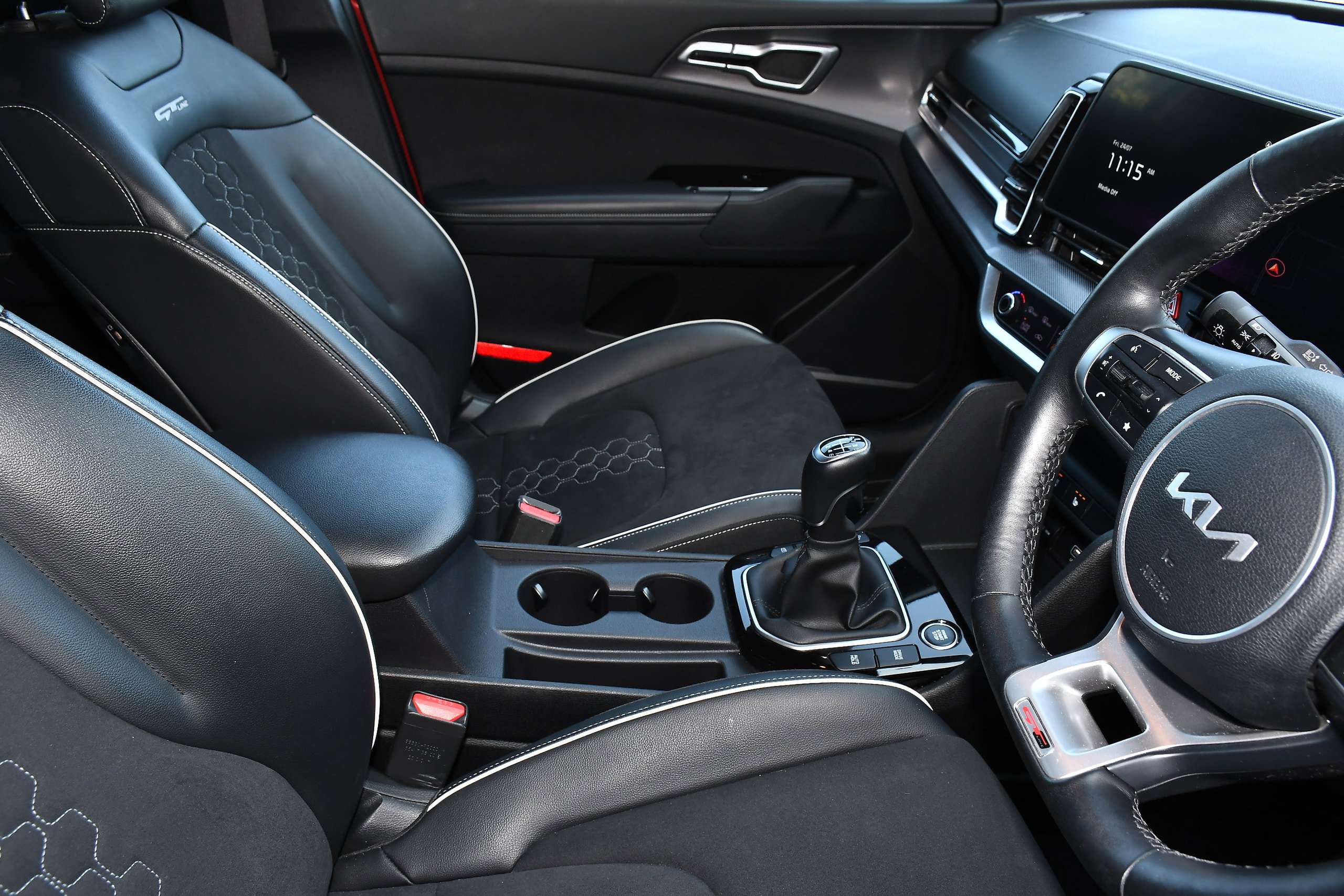 2023 KIA SPORTAGE 2023 KIA SPORTAGE