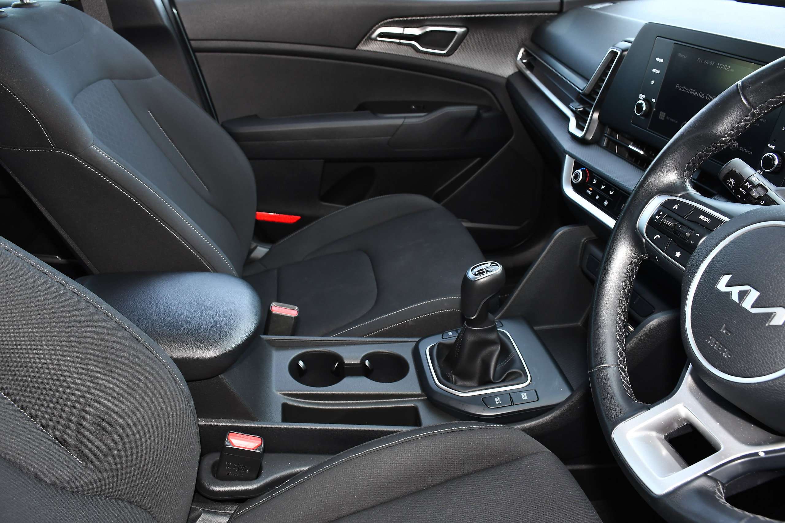 2023 KIA SPORTAGE 2023 KIA SPORTAGE