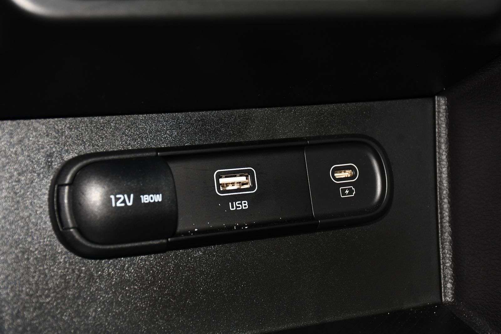 2025 KIA SPORTAGE 2025 KIA SPORTAGE