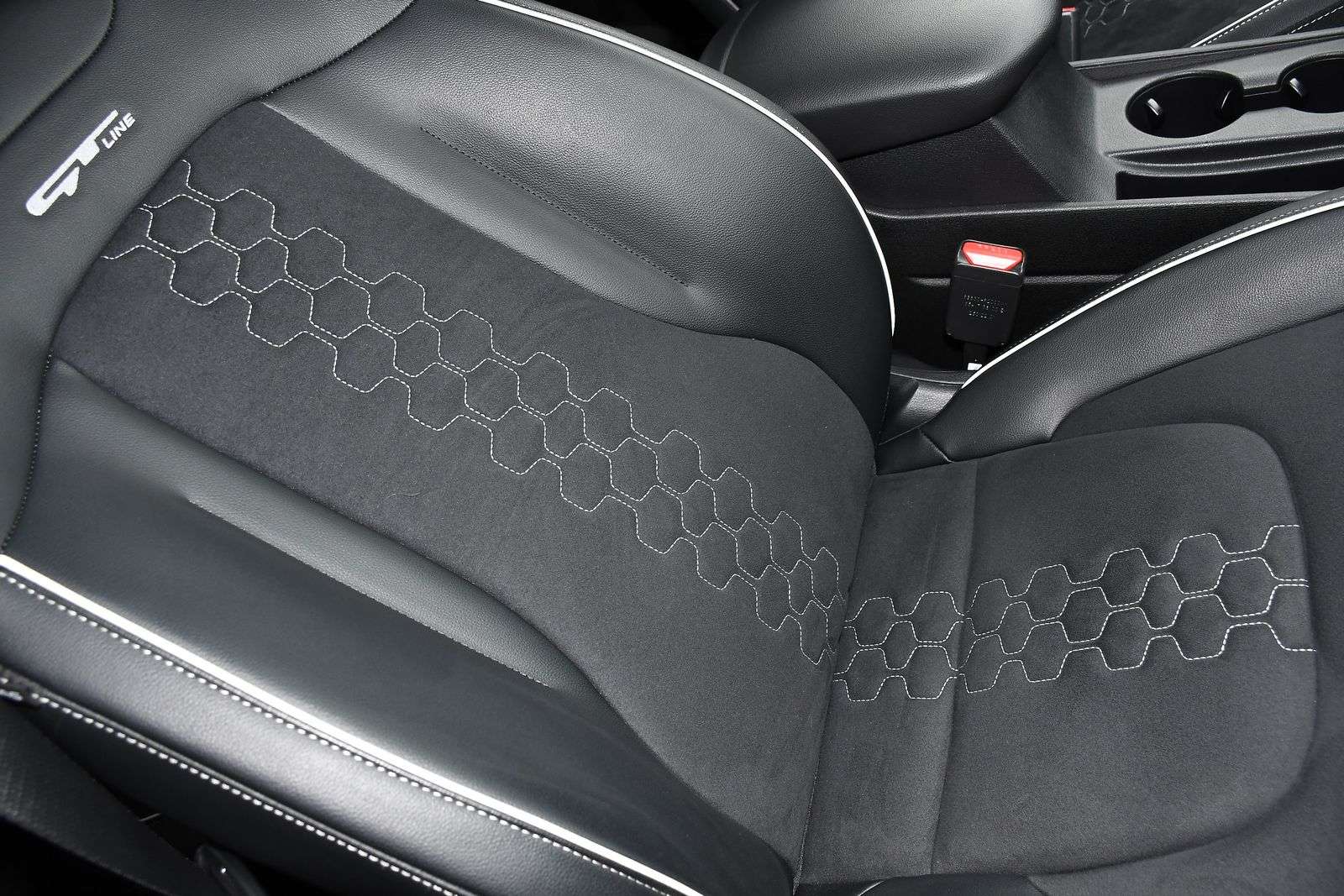 2025 KIA SPORTAGE 2025 KIA SPORTAGE