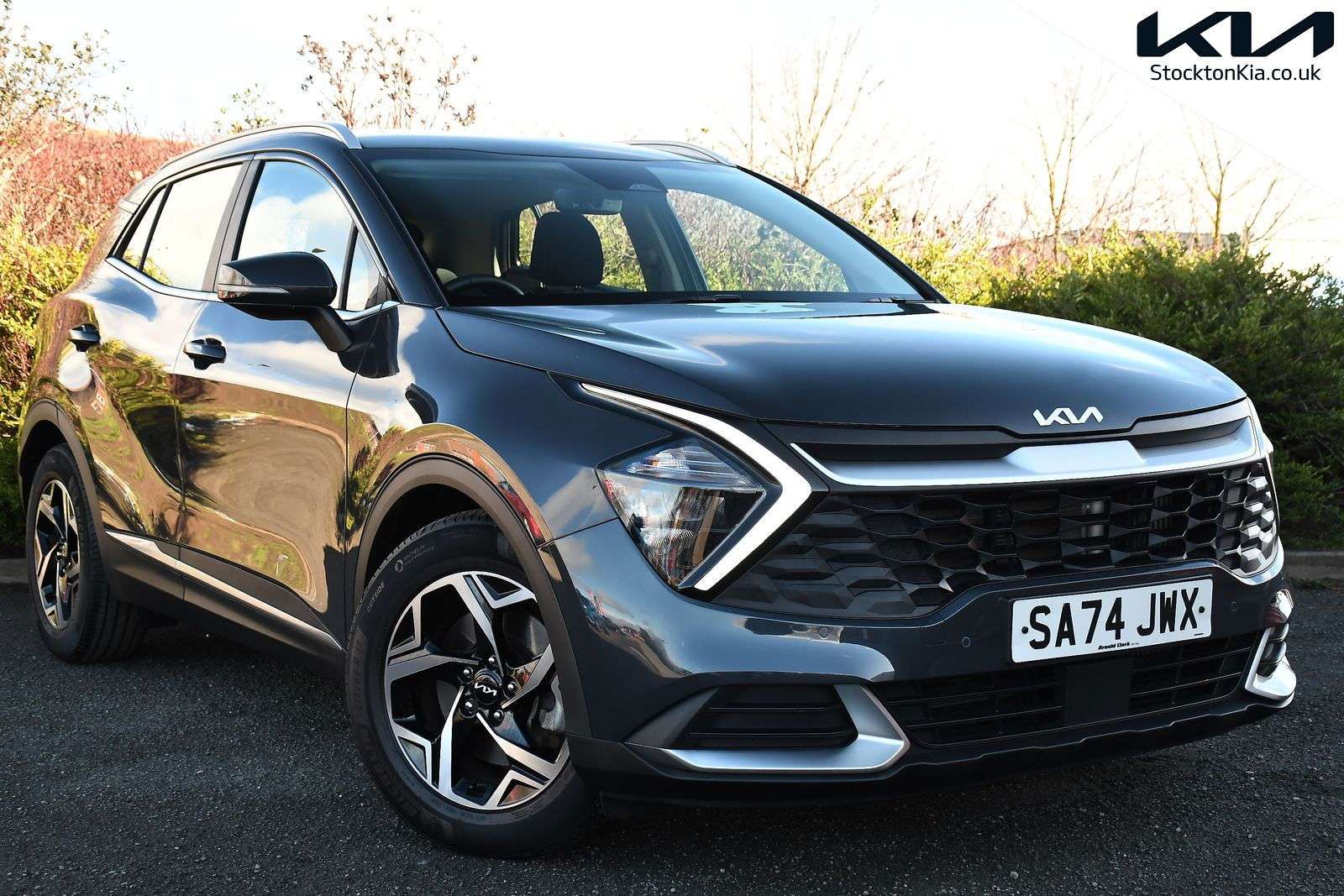 A 2024 KIA SPORTAGE 1.6 T-GDi MHEV 2 SUV 5dr Petrol Hybrid Manual Euro 6 (s/s) (157 bhp) A 2024 KIA SPORTAGE 1.6 T-GDi MHEV 2 SUV 5dr Petrol Hybrid Manual Euro 6 (s/s) (157 bhp)