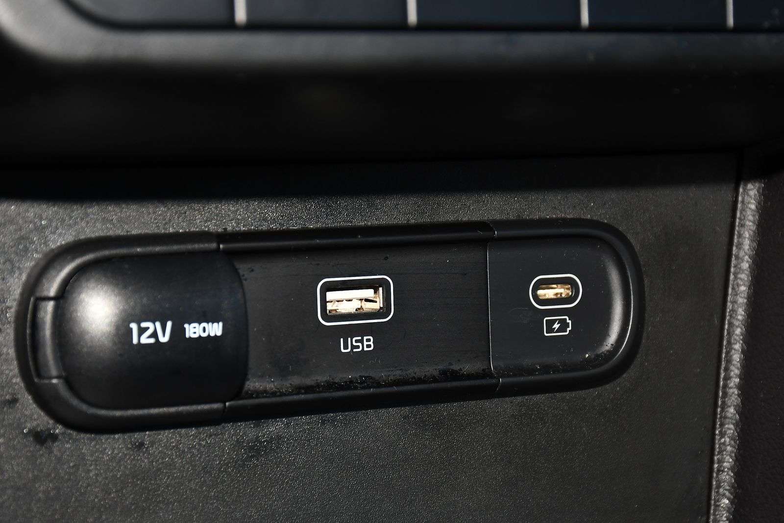 2024 KIA SPORTAGE 2024 KIA SPORTAGE