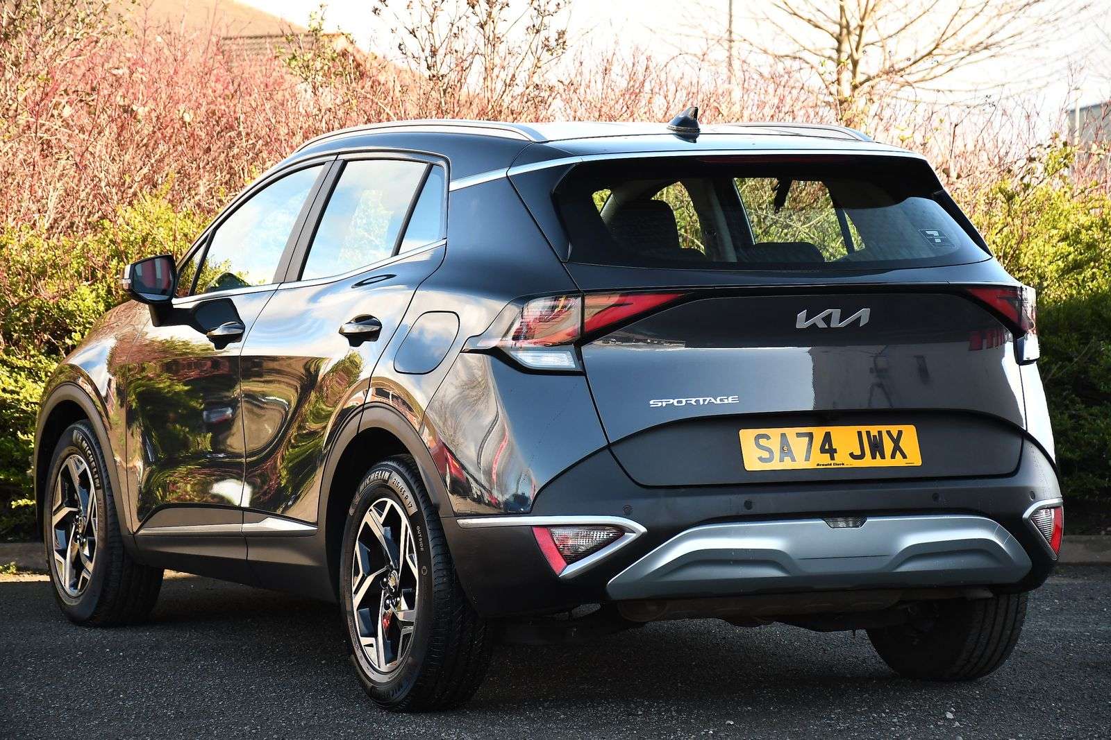 A 2024 KIA SPORTAGE 1.6 T-GDi MHEV 2 SUV 5dr Petrol Hybrid Manual Euro 6 (s/s) (157 bhp) A 2024 KIA SPORTAGE 1.6 T-GDi MHEV 2 SUV 5dr Petrol Hybrid Manual Euro 6 (s/s) (157 bhp)