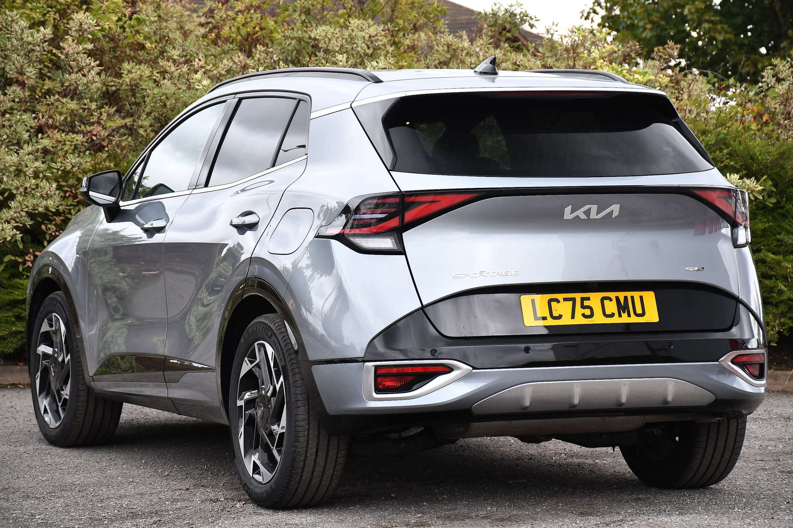 A 2025 KIA SPORTAGE 1.6 T-GDi MHEV GT-Line SUV 5dr Petrol Hybrid Manual Euro 6 (s/s) (157 bhp) A 2025 KIA SPORTAGE 1.6 T-GDi MHEV GT-Line SUV 5dr Petrol Hybrid Manual Euro 6 (s/s) (157 bhp)