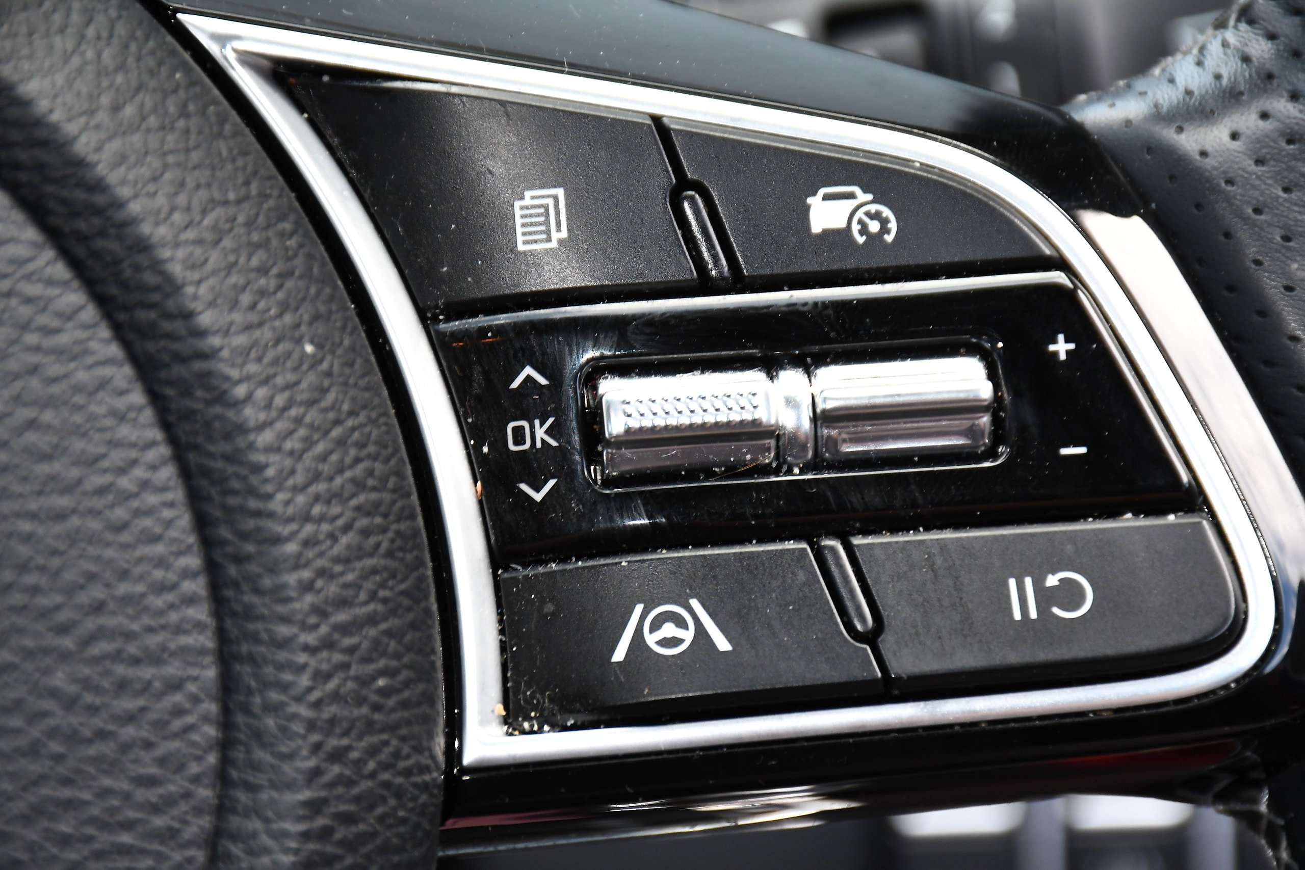 2024 KIA PROCEED 2024 KIA PROCEED