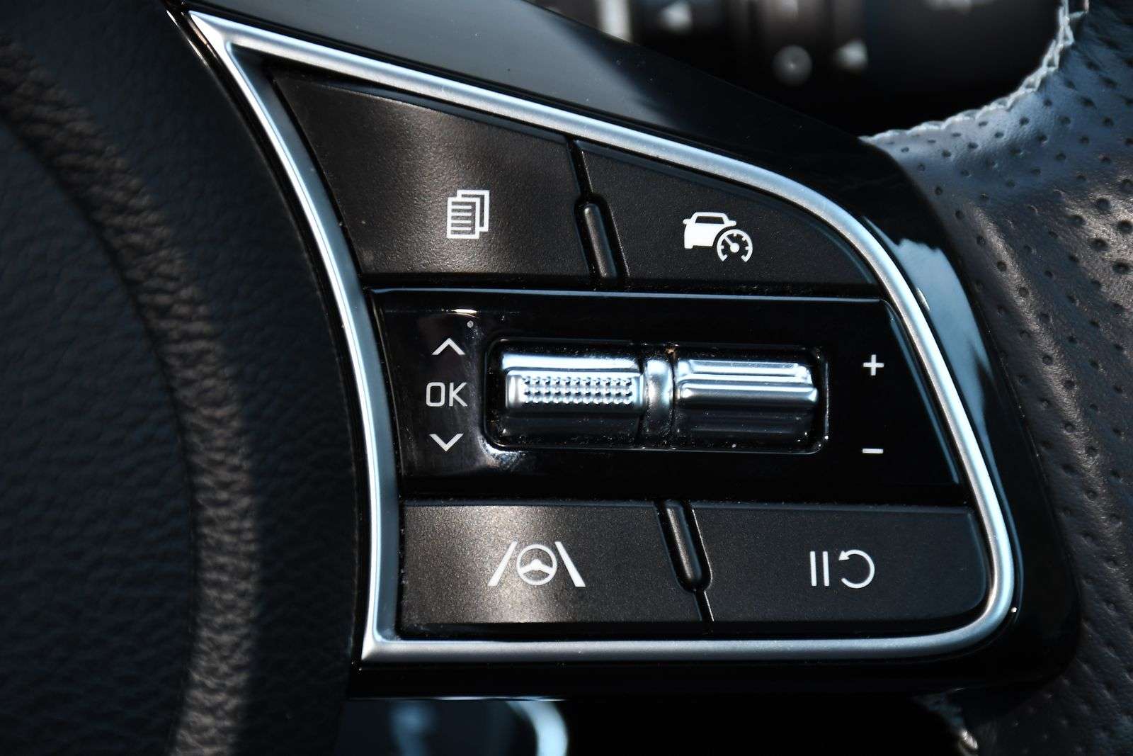 2024 KIA PROCEED 2024 KIA PROCEED