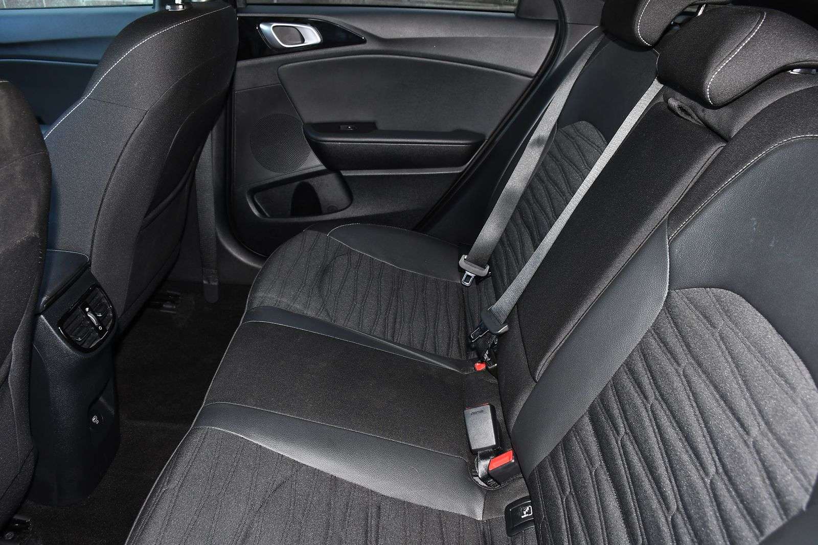 2024 KIA PROCEED 2024 KIA PROCEED
