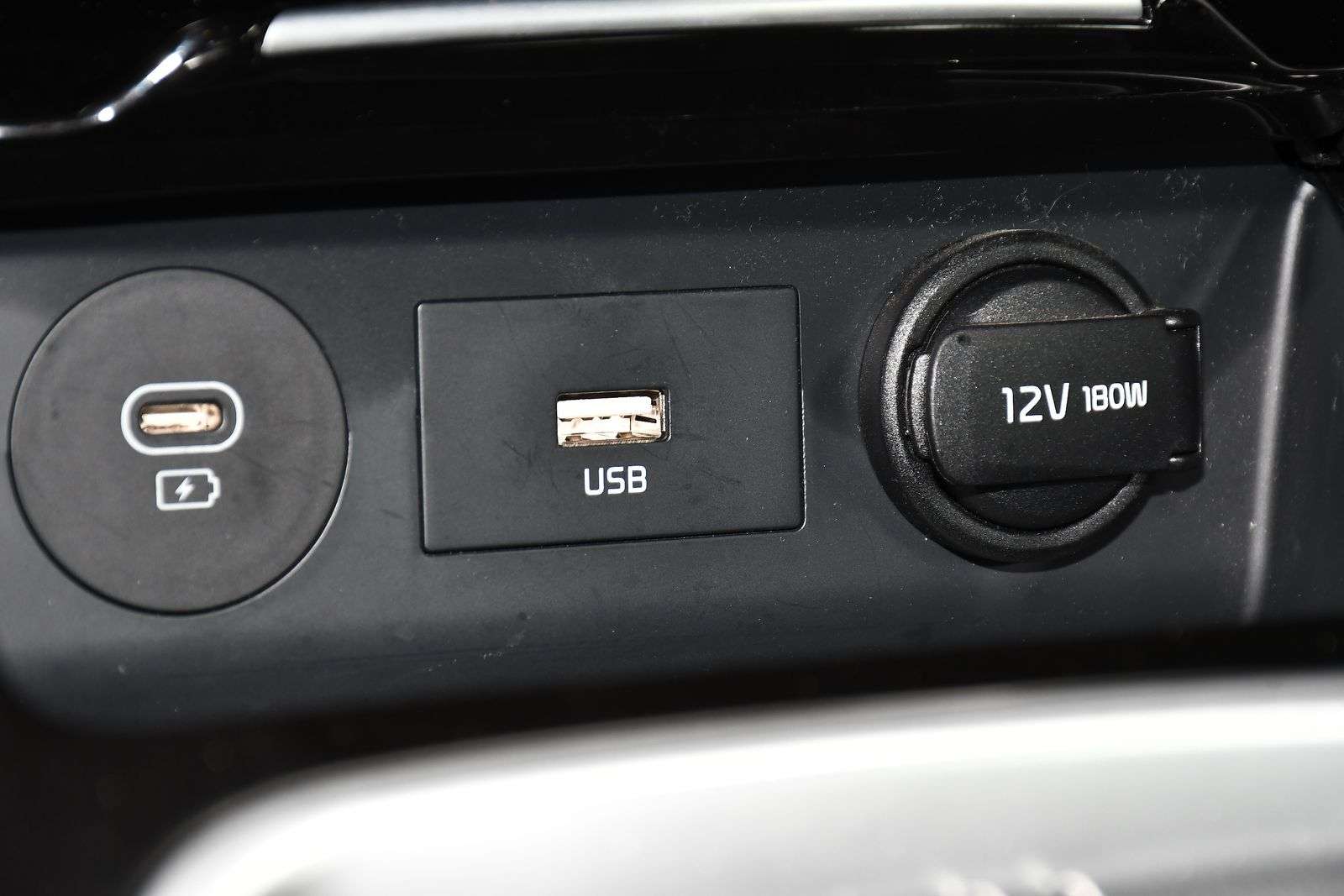 2024 KIA PROCEED 2024 KIA PROCEED