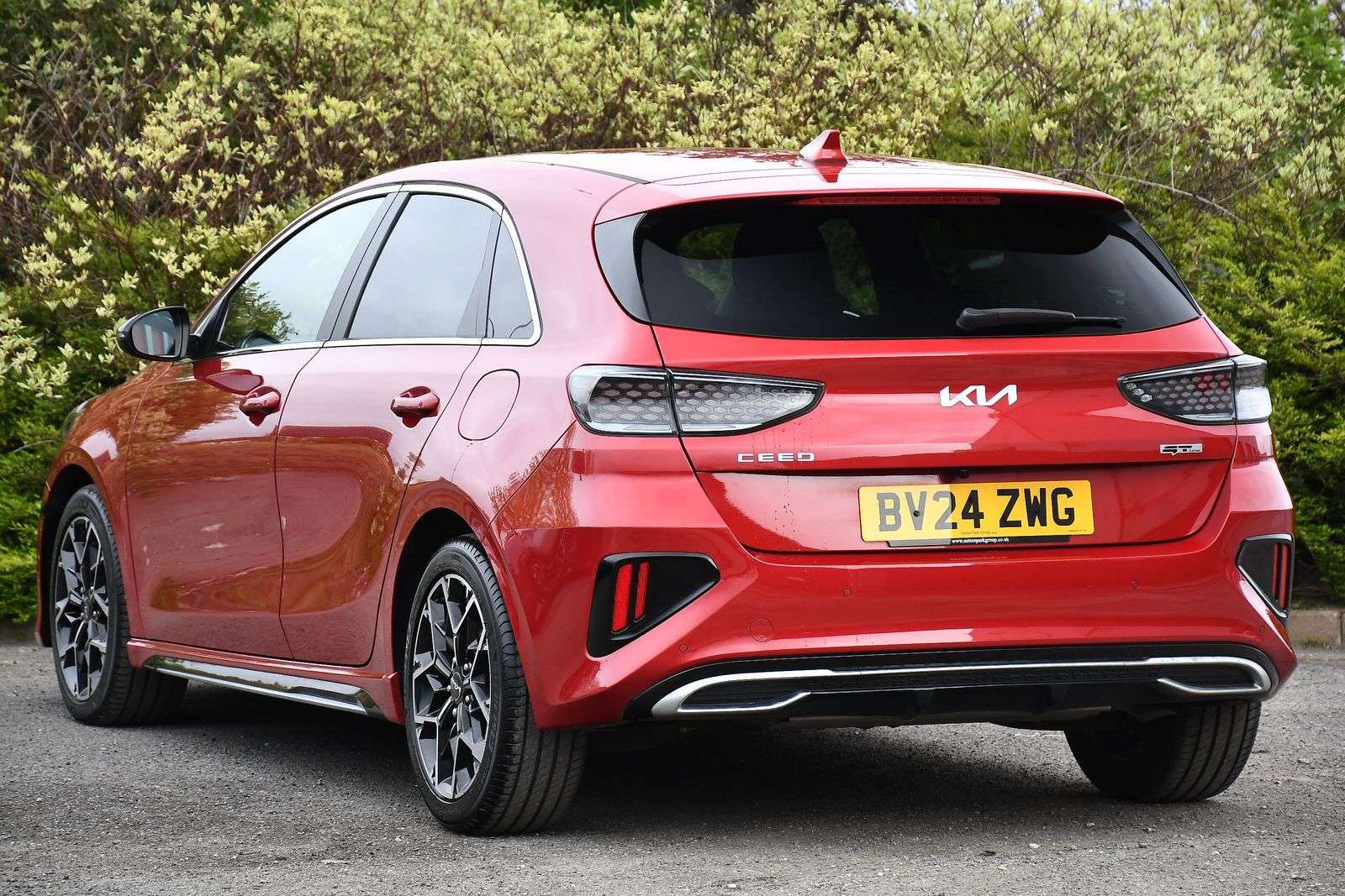 A 2024 KIA CEED 1.5 T-GDi GT-Line Hatchback 5dr Petrol Manual Euro 6 (s/s) (158 bhp) A 2024 KIA CEED 1.5 T-GDi GT-Line Hatchback 5dr Petrol Manual Euro 6 (s/s) (158 bhp)