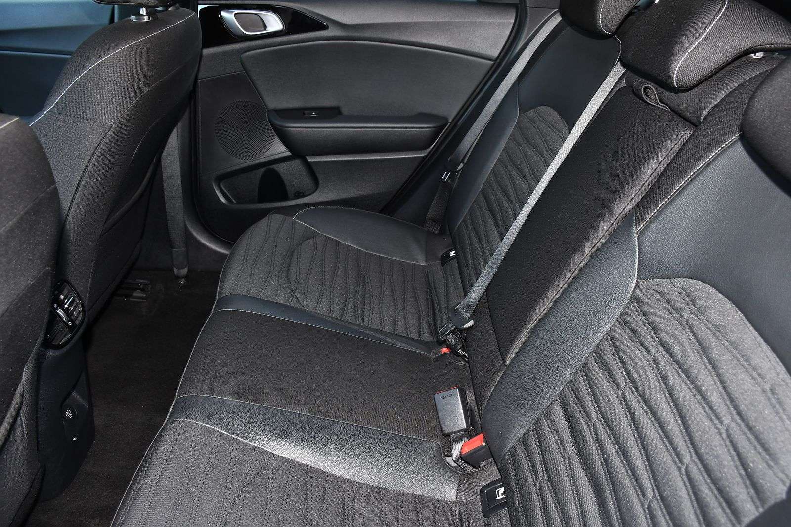 2024 KIA PROCEED 2024 KIA PROCEED
