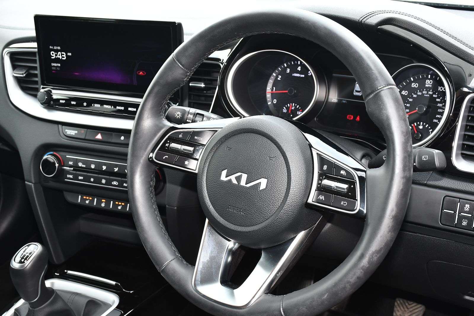 2023 KIA XCEED 2023 KIA XCEED