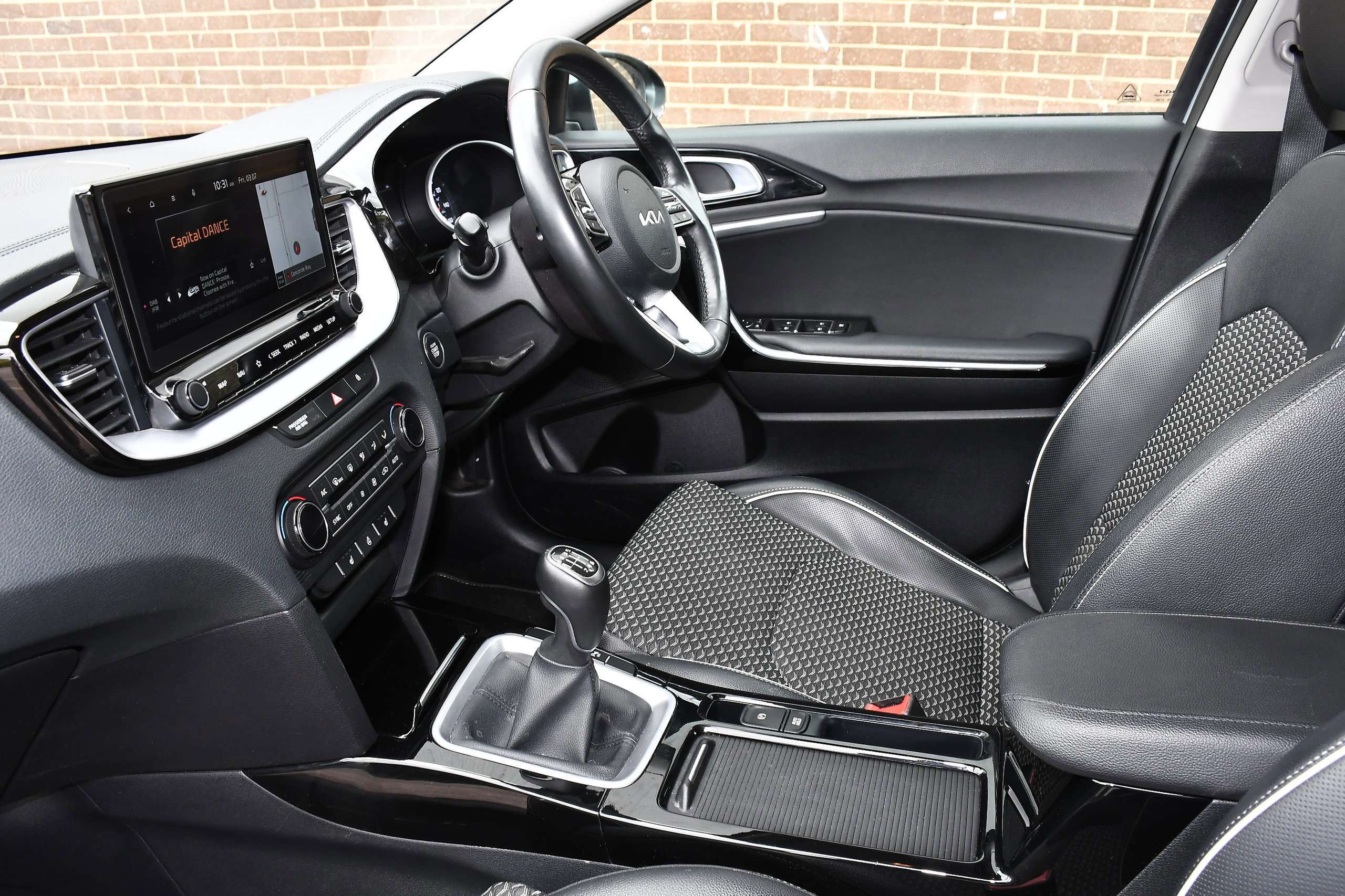 A 2022 KIA XCEED 1.5 T-GDi 3 SUV 5dr Petrol Manual Euro 6 (s/s) (158 bhp) A 2022 KIA XCEED 1.5 T-GDi 3 SUV 5dr Petrol Manual Euro 6 (s/s) (158 bhp)