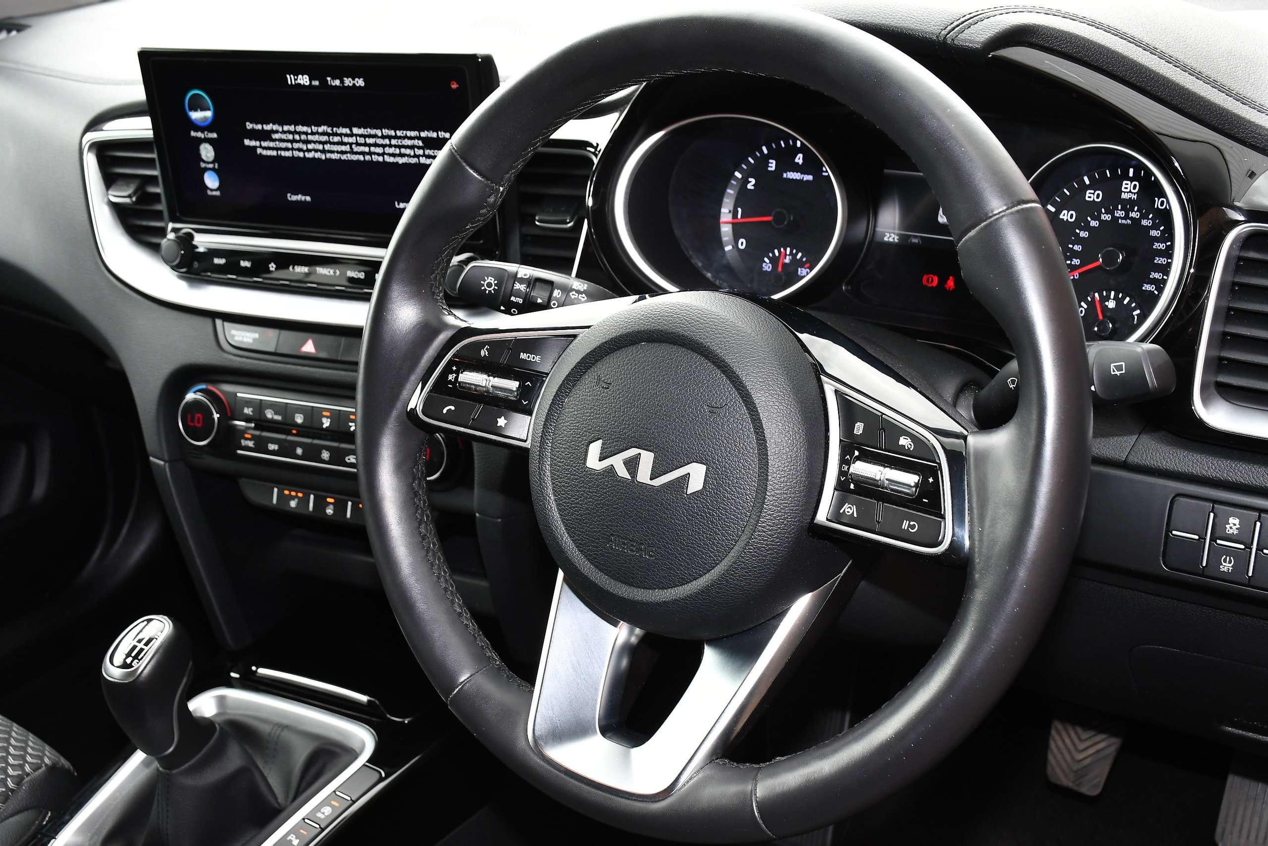 2023 KIA XCEED 2023 KIA XCEED