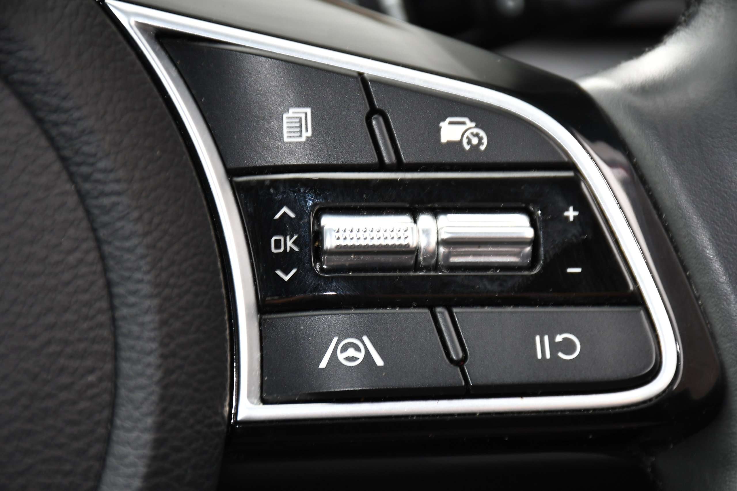 2023 KIA XCEED 2023 KIA XCEED
