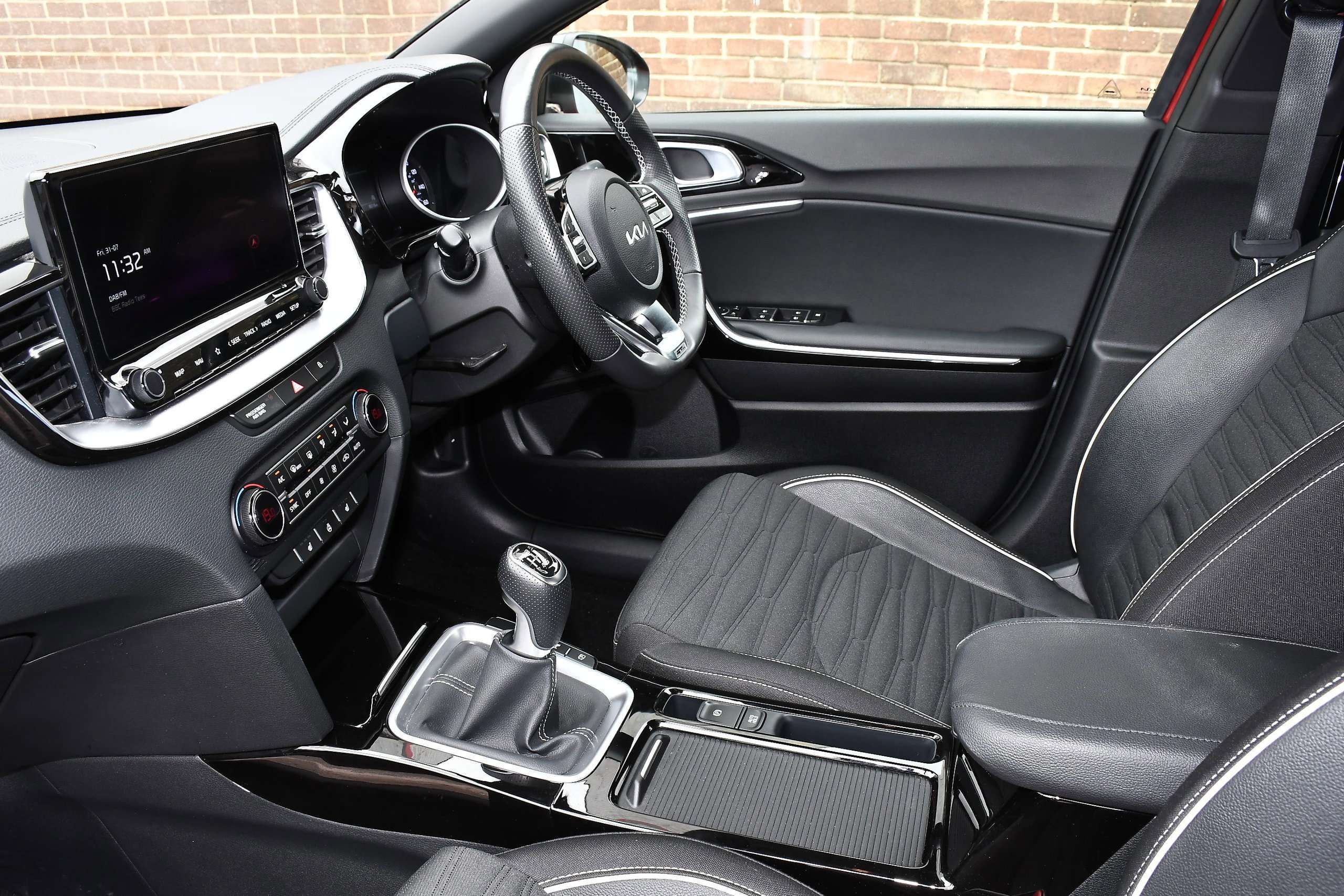 A 2024 KIA PROCEED 1.5 T-GDi GT-Line Shooting Brake 5dr Petrol Manual Euro 6 (s/s) (158 bhp) A 2024 KIA PROCEED 1.5 T-GDi GT-Line Shooting Brake 5dr Petrol Manual Euro 6 (s/s) (158 bhp)