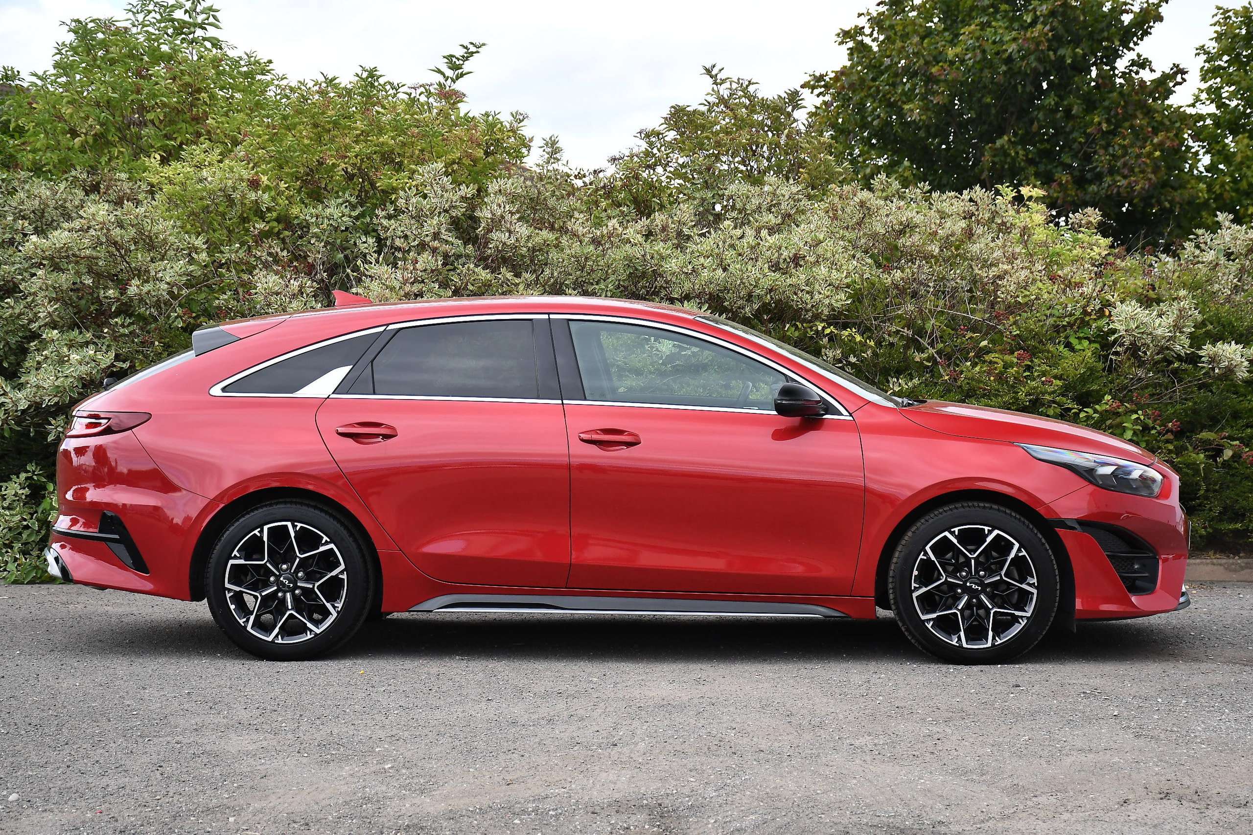 A 2024 KIA PROCEED 1.5 T-GDi GT-Line Shooting Brake 5dr Petrol Manual Euro 6 (s/s) (158 bhp) A 2024 KIA PROCEED 1.5 T-GDi GT-Line Shooting Brake 5dr Petrol Manual Euro 6 (s/s) (158 bhp)