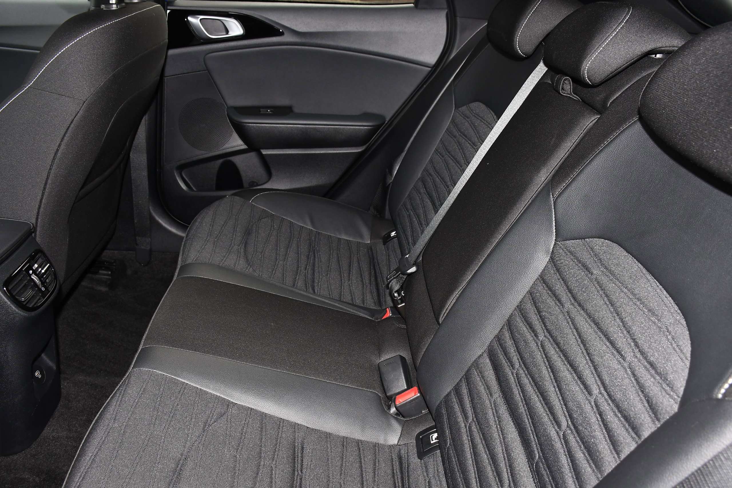 2023 KIA XCEED 2023 KIA XCEED
