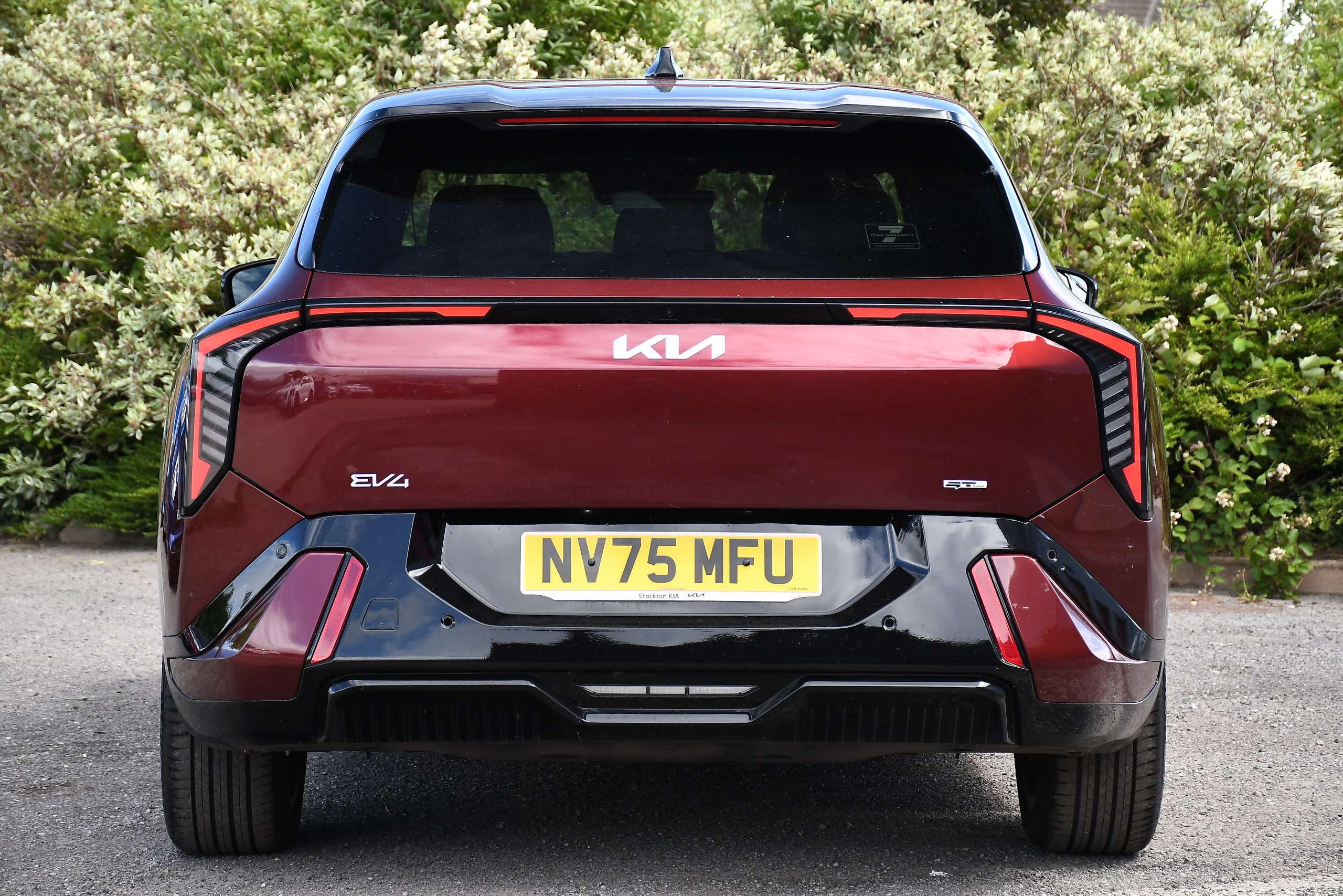 2025 KIA EV4 2025 KIA EV4