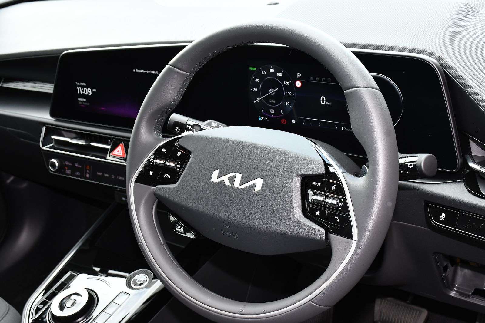 2025 KIA NIRO 2025 KIA NIRO