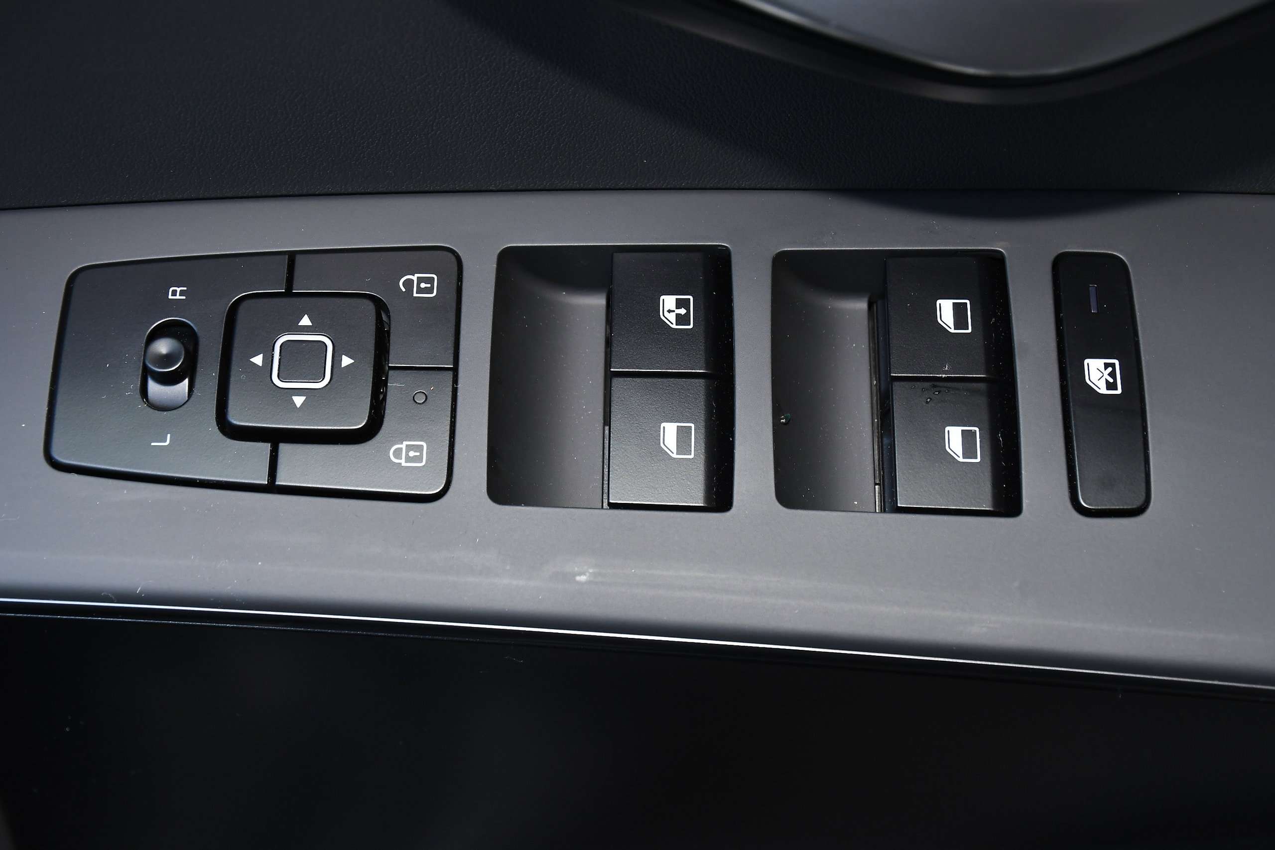 2025 KIA NIRO 2025 KIA NIRO